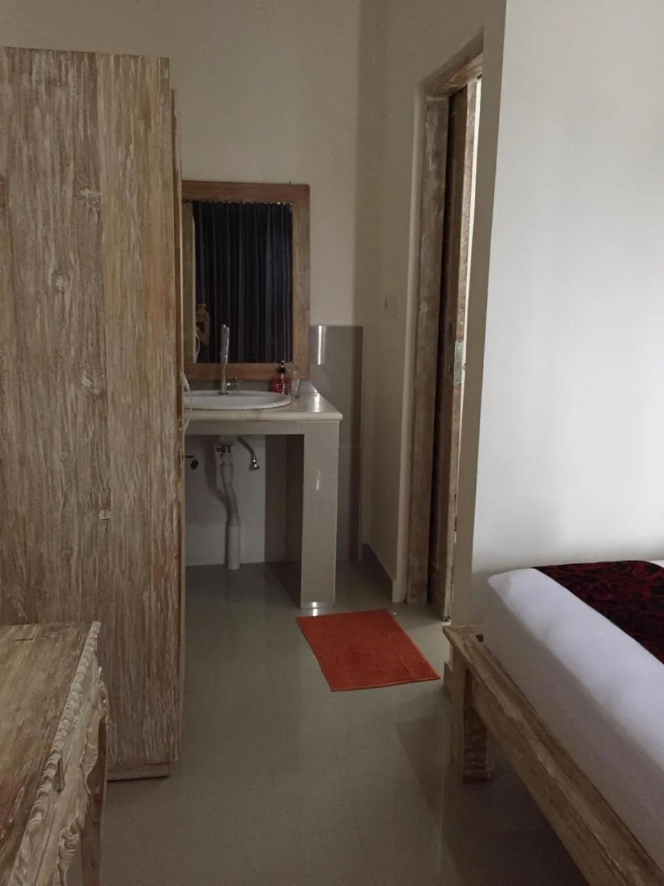 Bathroom, Bed in Laksmi Guest House