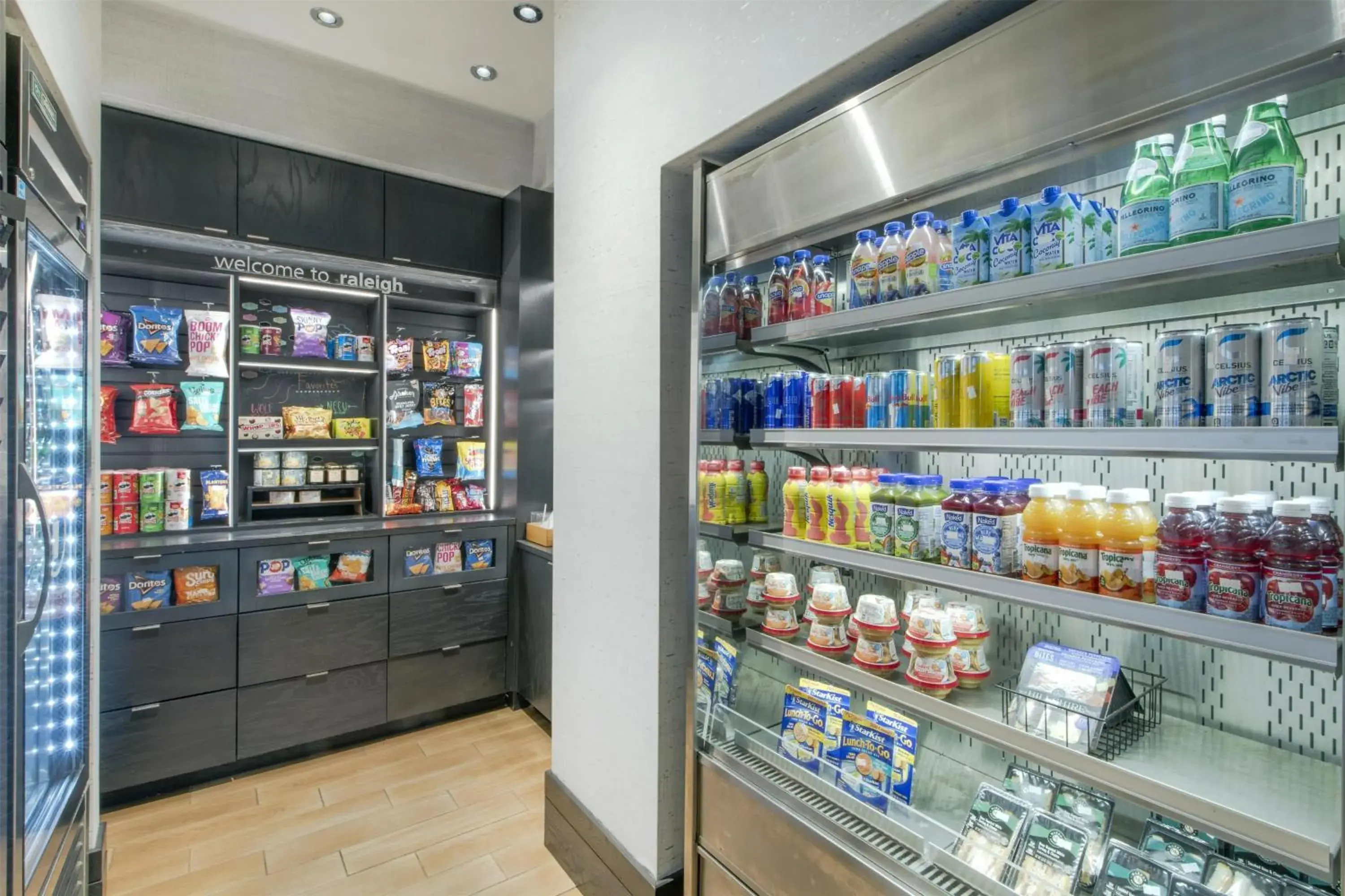 Restaurant/places to eat in Hampton Inn & Suites Raleigh-Durham Airport-Brier Creek Restaurant/places to eat in Hampton Inn & Suites Raleigh-Durham Airport-Brier Creek