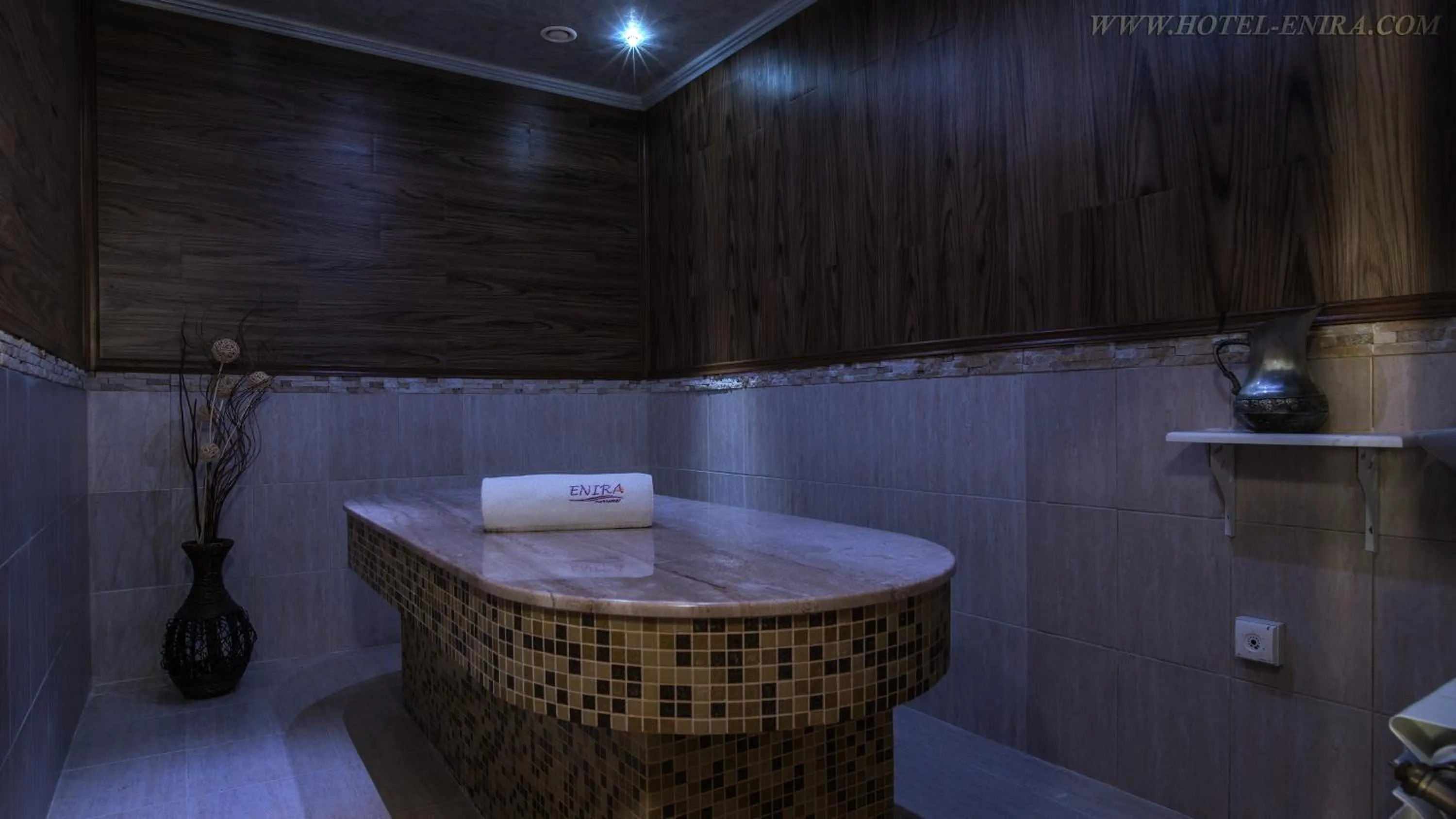Spa and wellness centre/facilities in Enira Spa Hotel