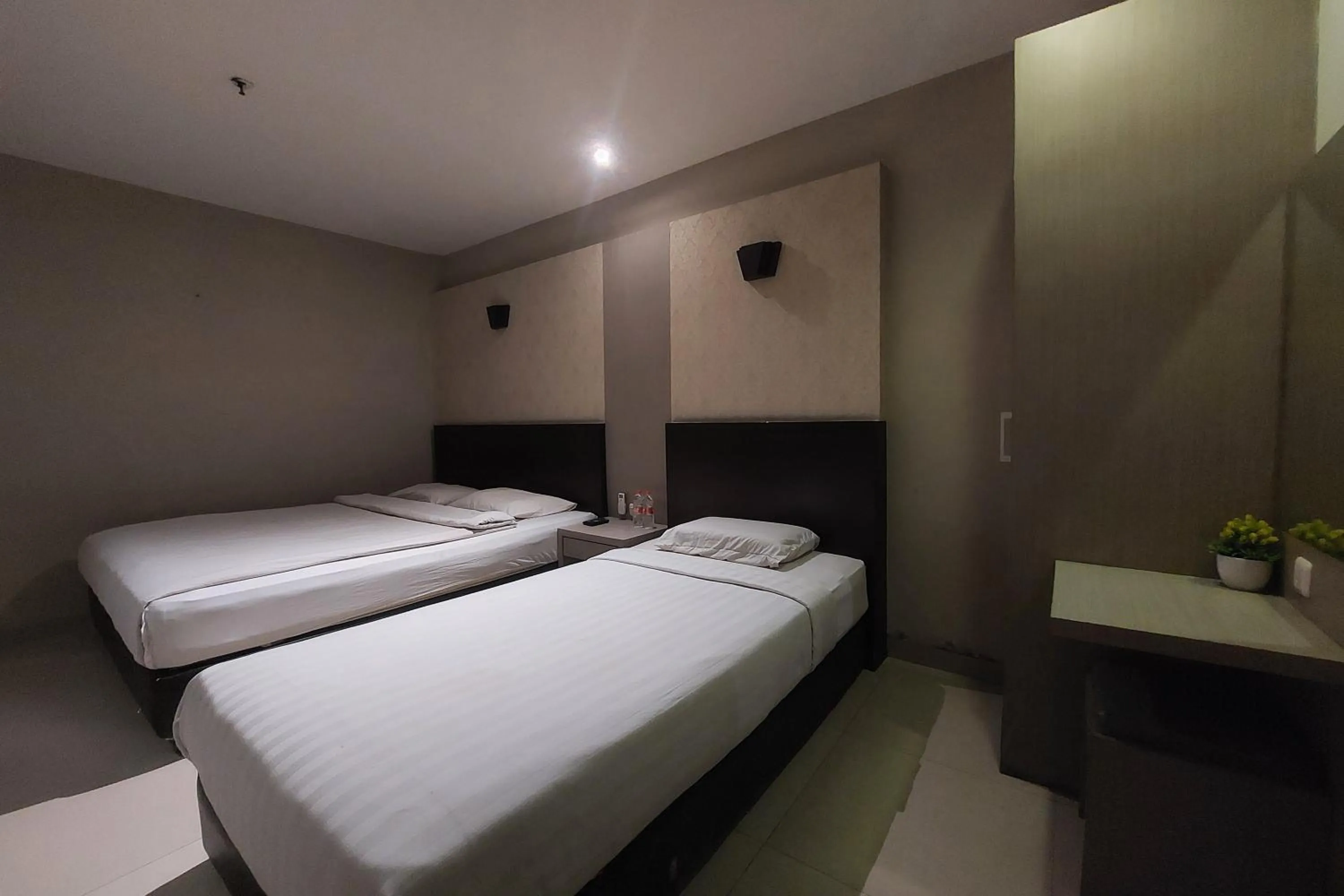 Bed in Hotel Bumi Malaya