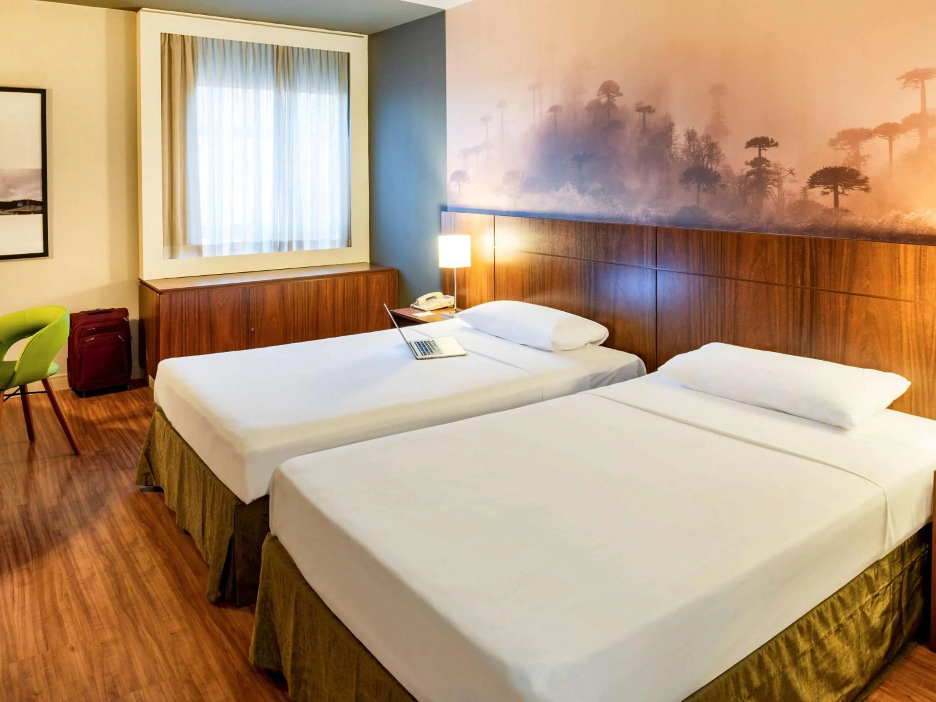 Photo of the whole room, Bed in Hotel Cassino Tower Curitiba Aeroporto By Nacional Inn