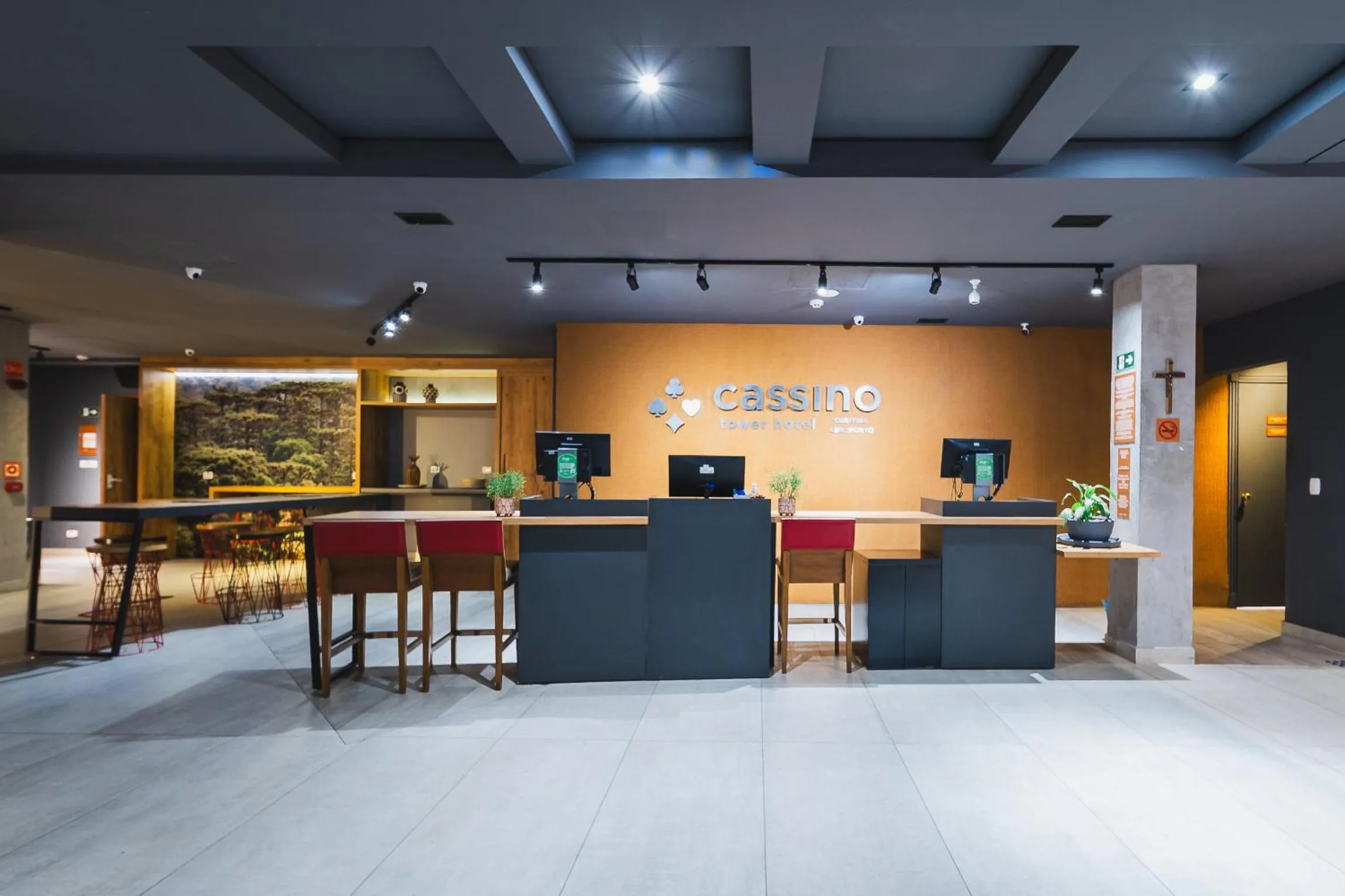 Lobby or reception in Hotel Cassino Tower Curitiba Aeroporto By Nacional Inn