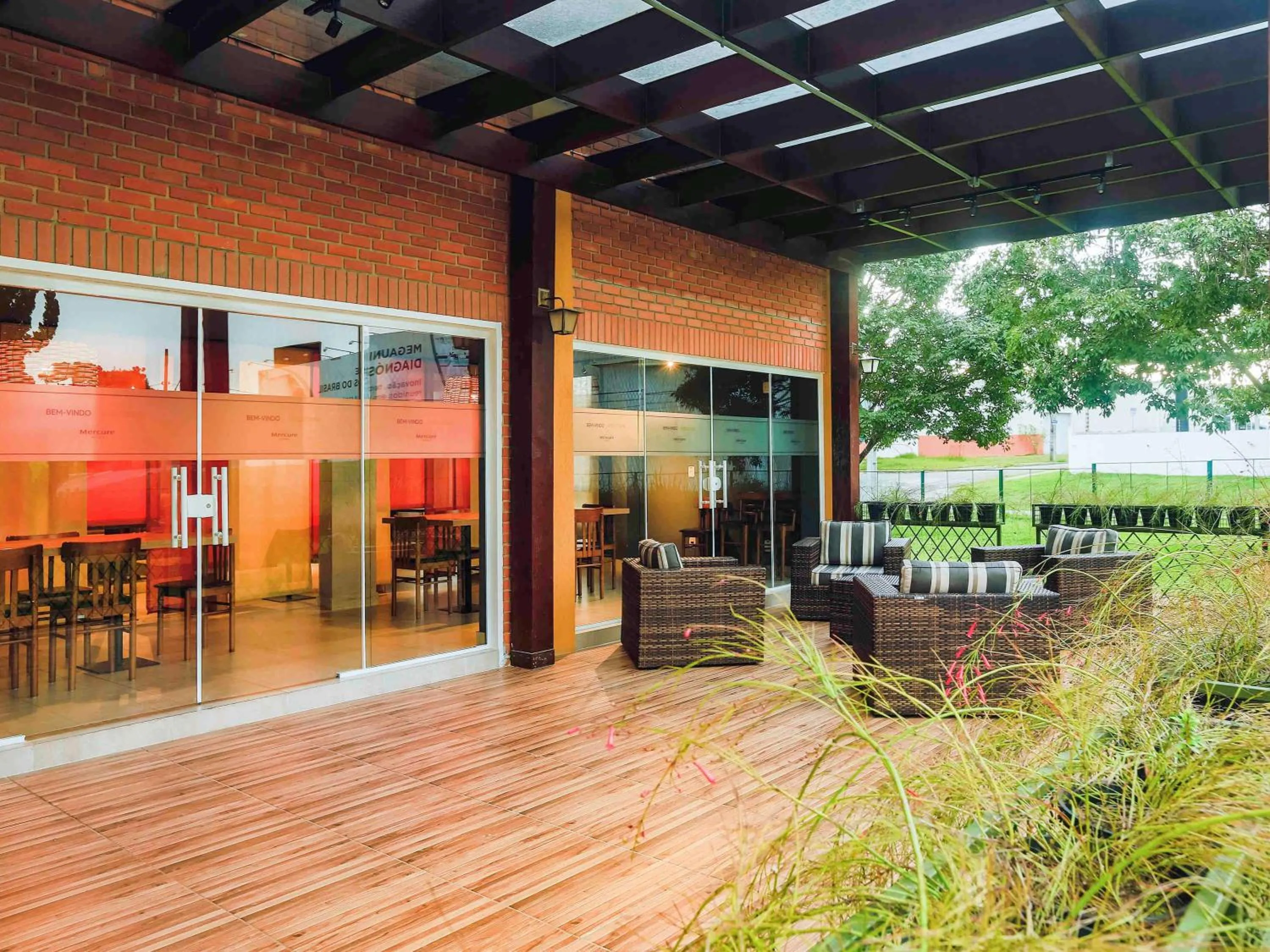 Lounge or bar in Hotel Cassino Tower Curitiba Aeroporto By Nacional Inn