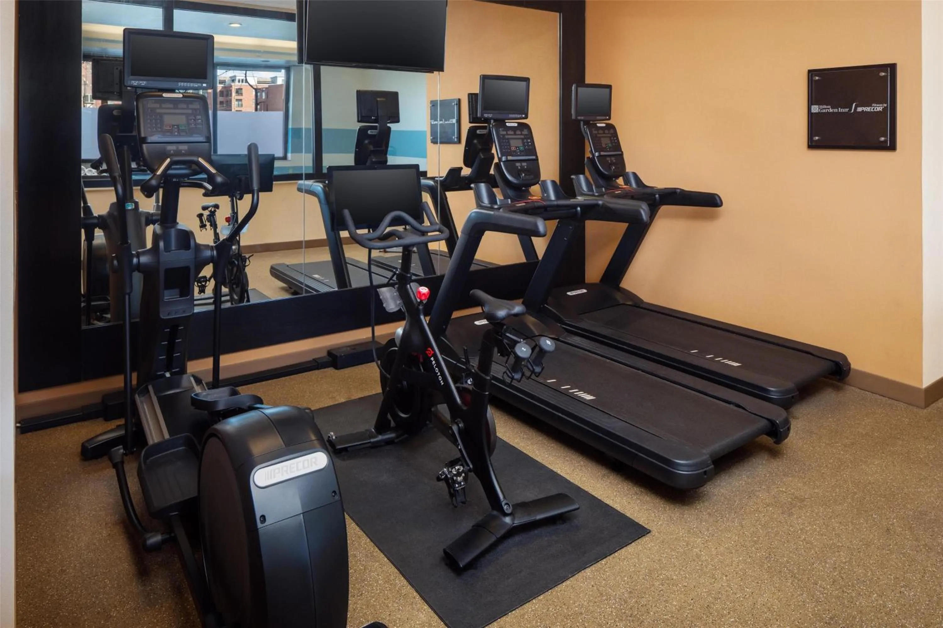 Fitness centre/facilities in Hilton Garden Inn Portland Downtown Waterfront