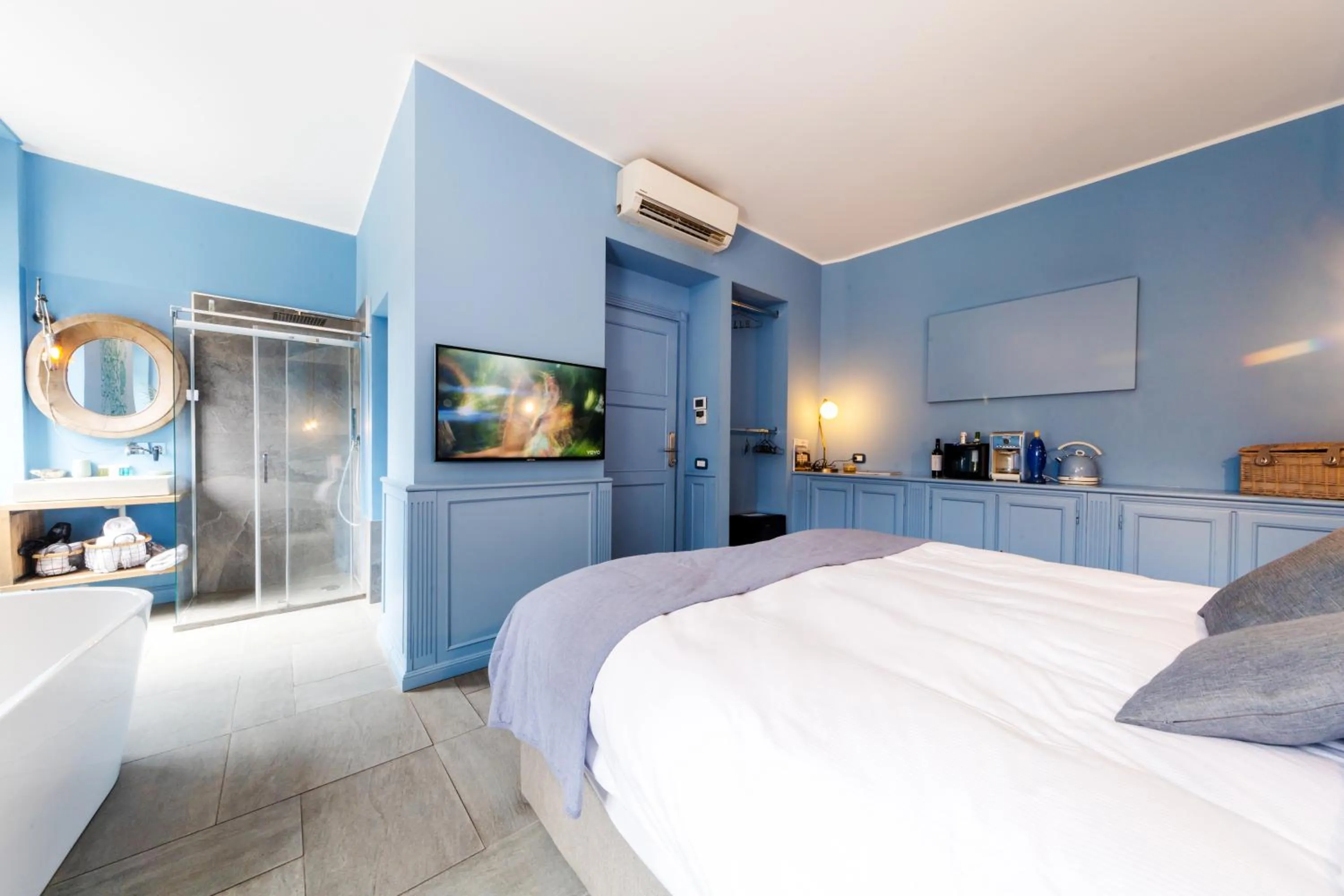 Bedroom, Bed in Bello!Lake Como Suites