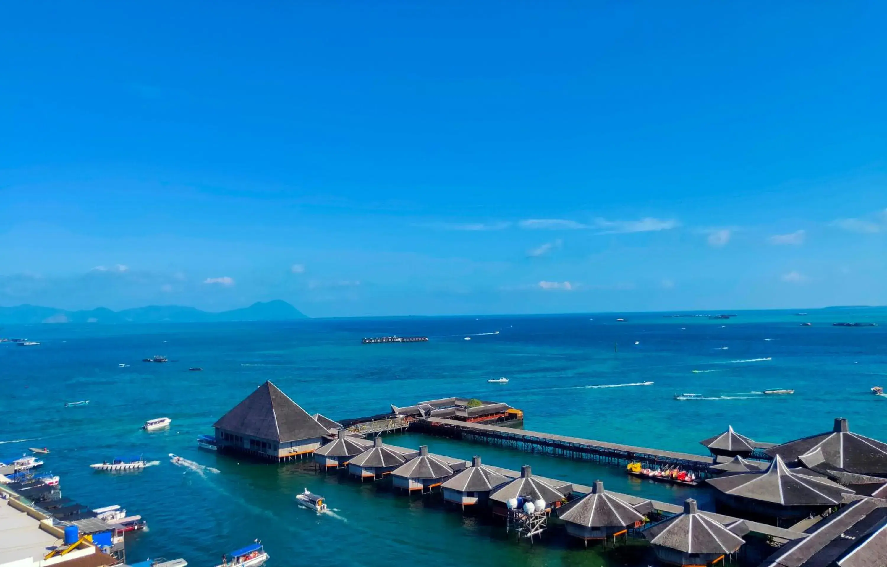 Sea view in Grace Hotel Semporna Sea view in Grace Hotel Semporna