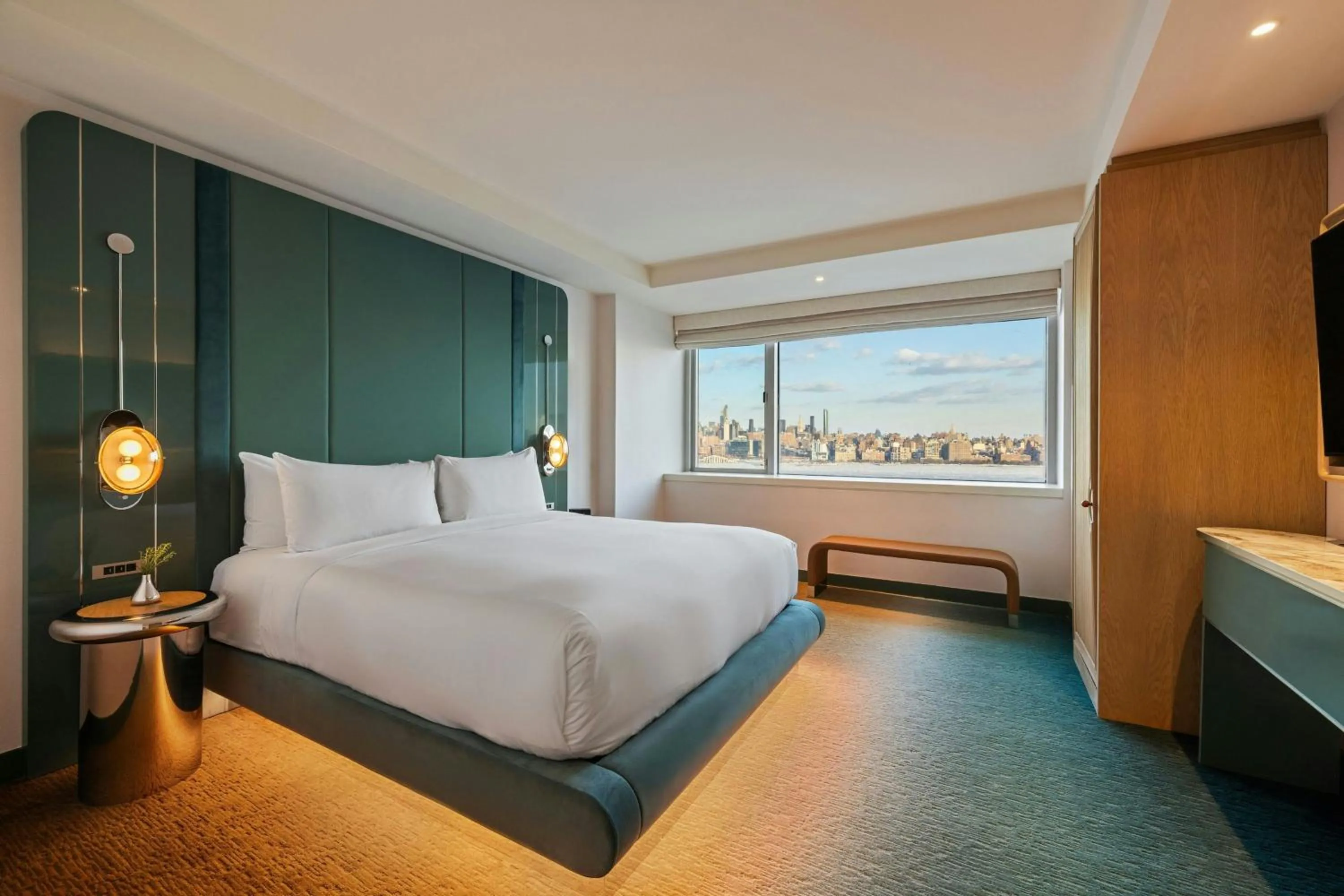 Bedroom, Bed in W Hoboken