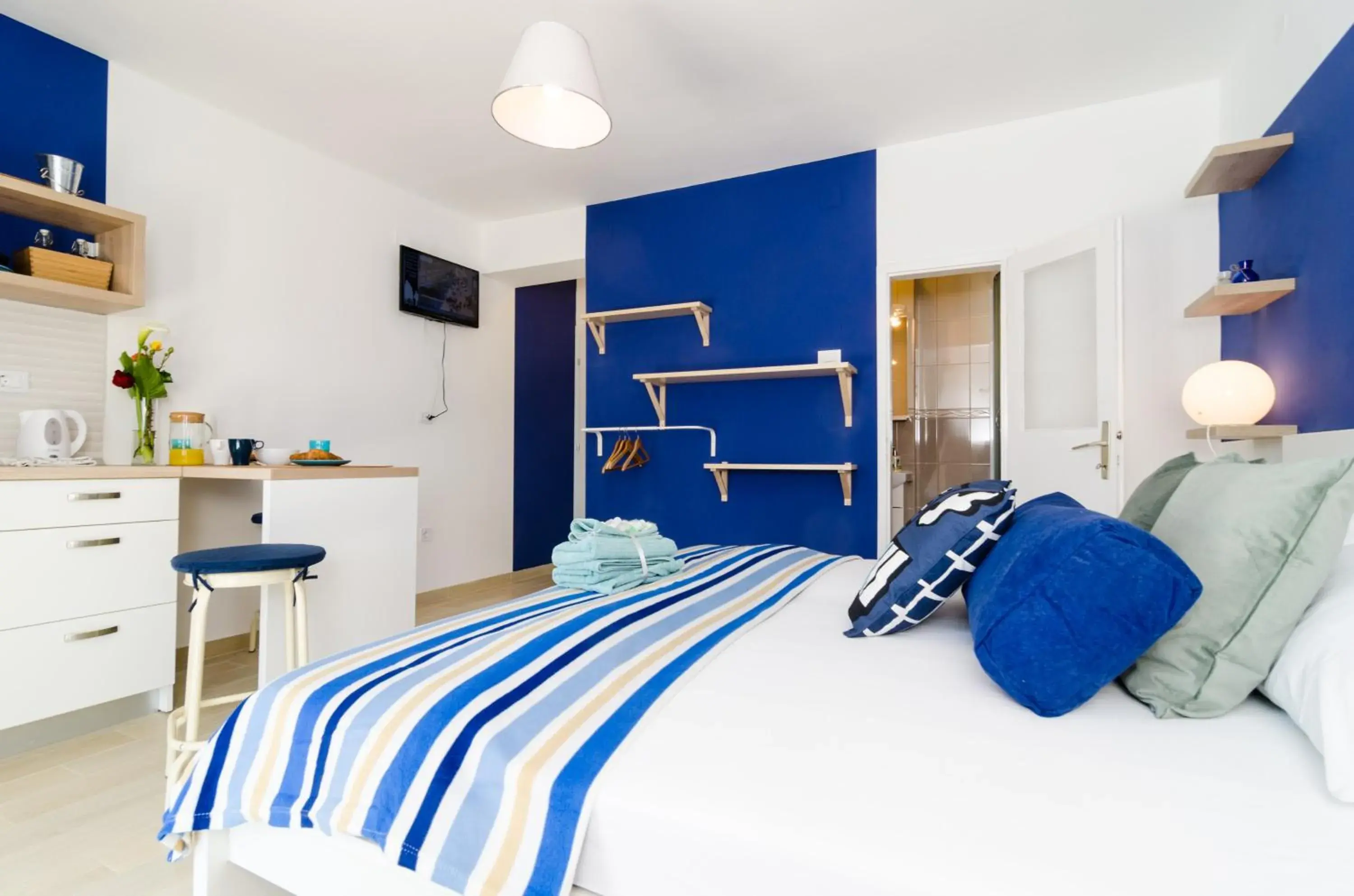 Kitchen or kitchenette, Bed in Apartments Zore Glavinić Kitchen or kitchenette, Bed in Apartments Zore Glavinić