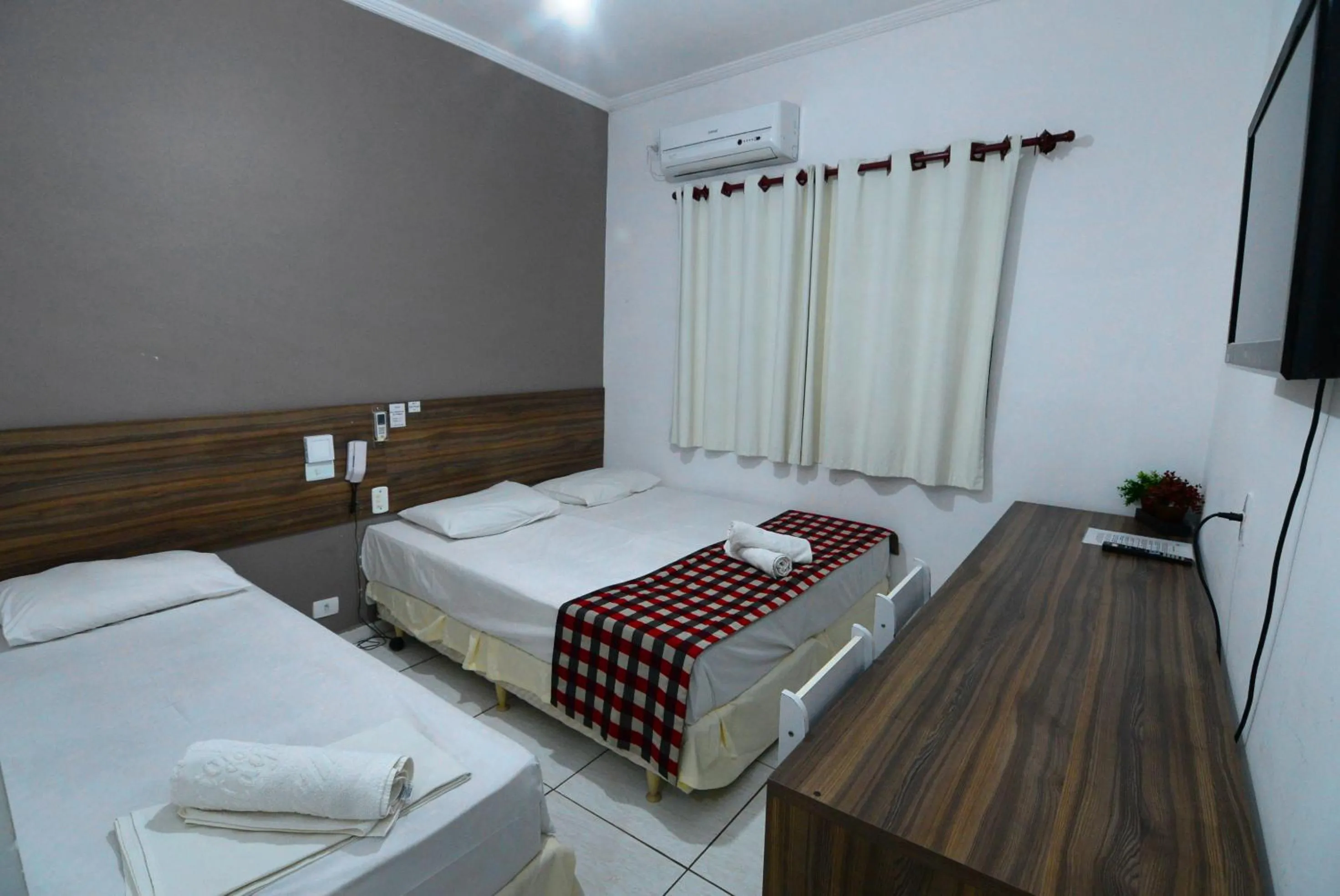 Photo of the whole room, Bed in Hotel Porto dos Milagres