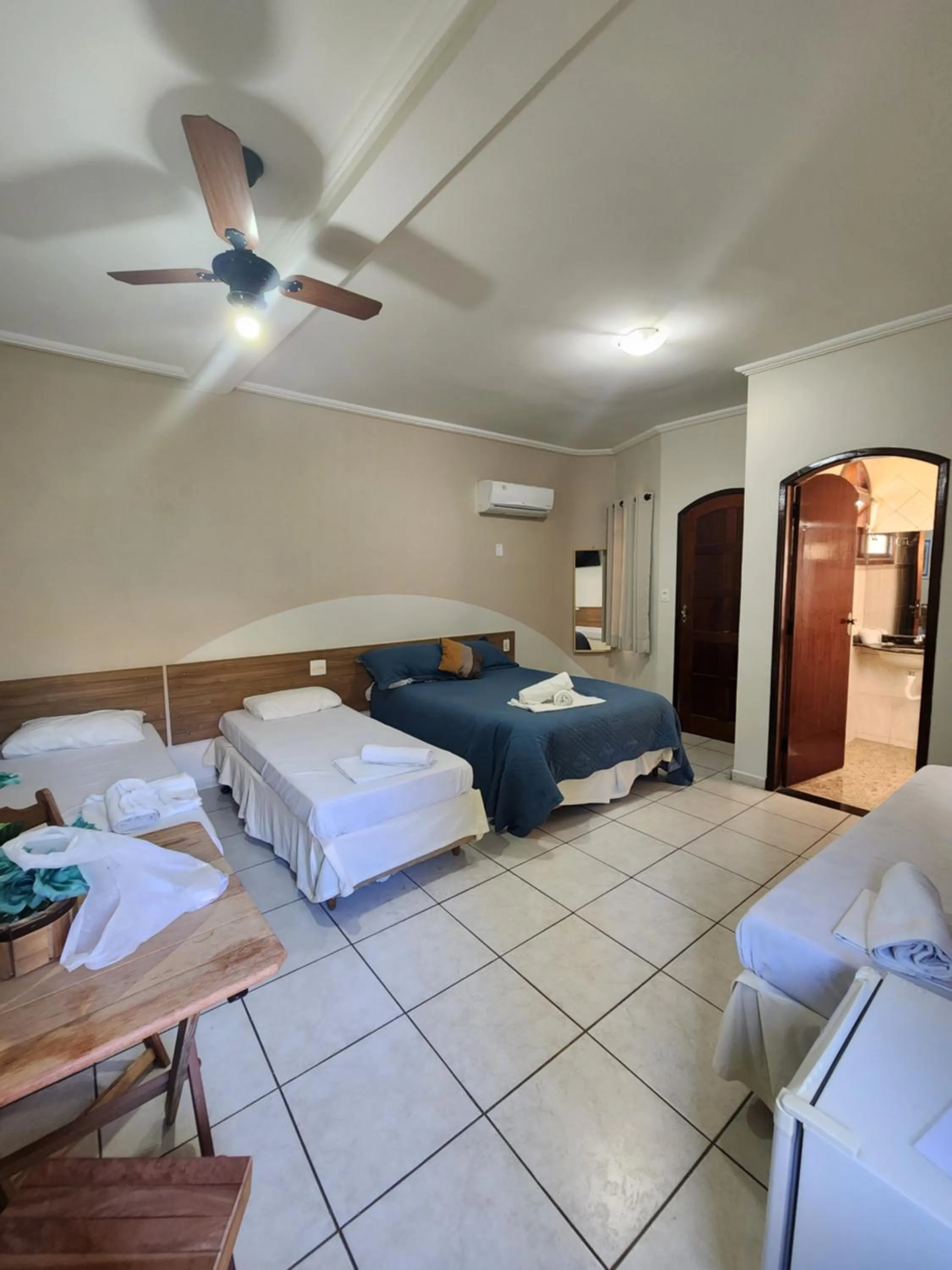 Photo of the whole room, Bed in Hotel Porto dos Milagres