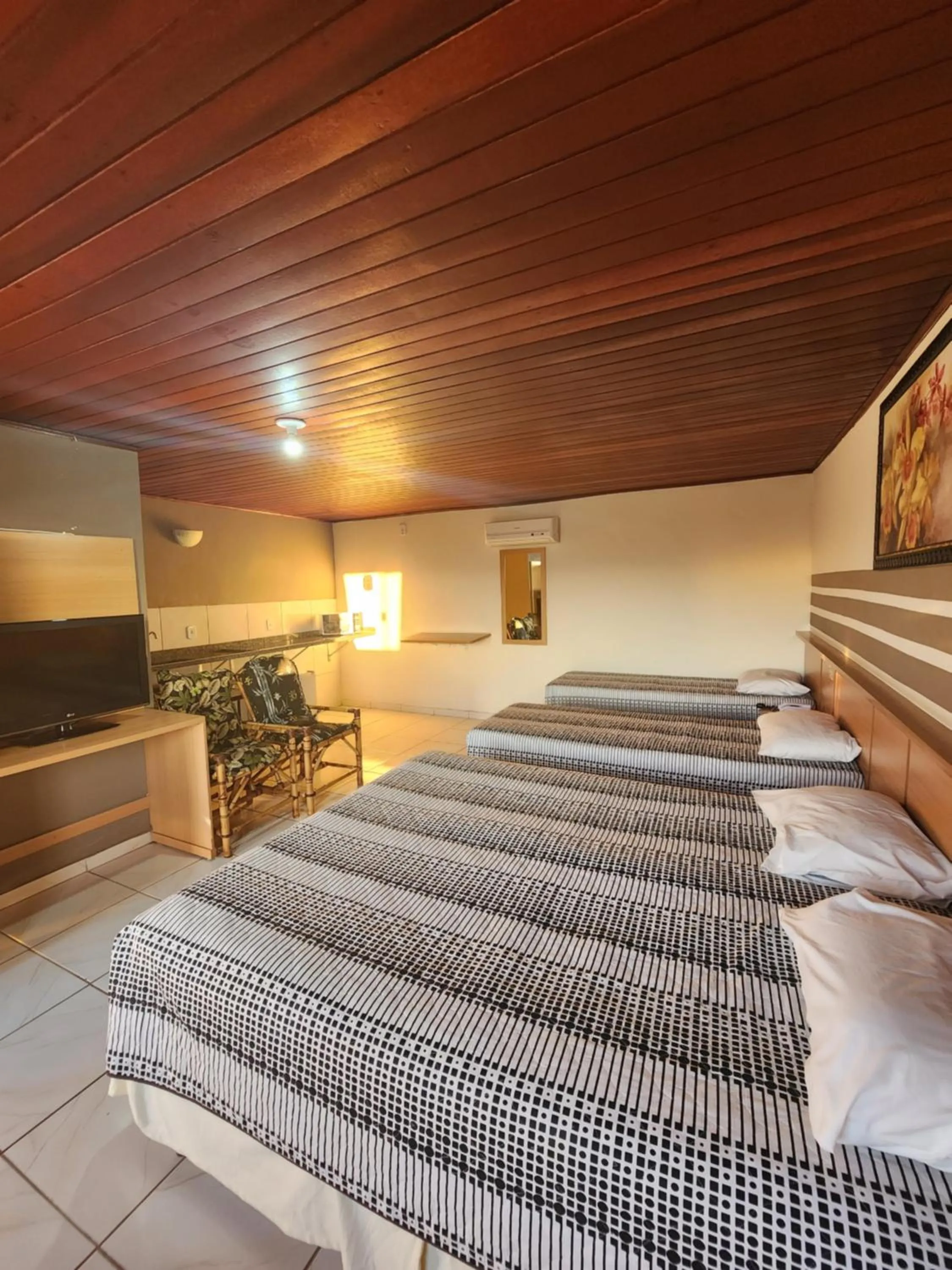 Photo of the whole room, Bed in Hotel Porto dos Milagres