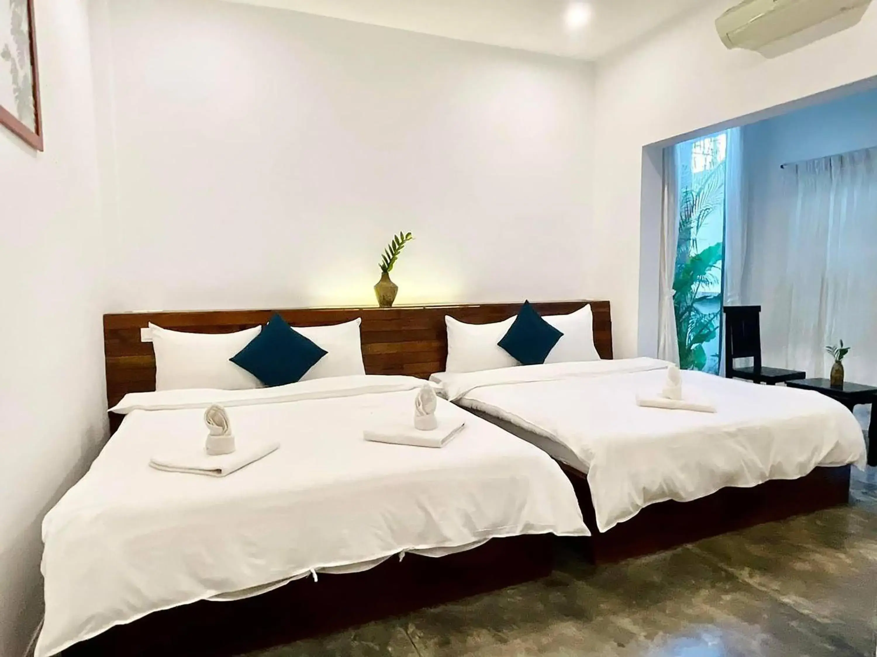 Bed in Chhouy Vathna Angkor Boutique