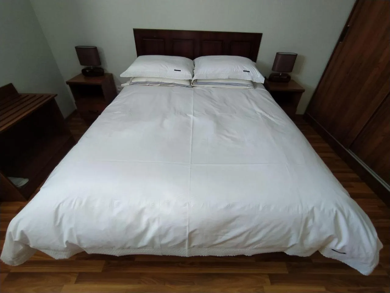 Photo of the whole room, Bed in Cinzano Complex