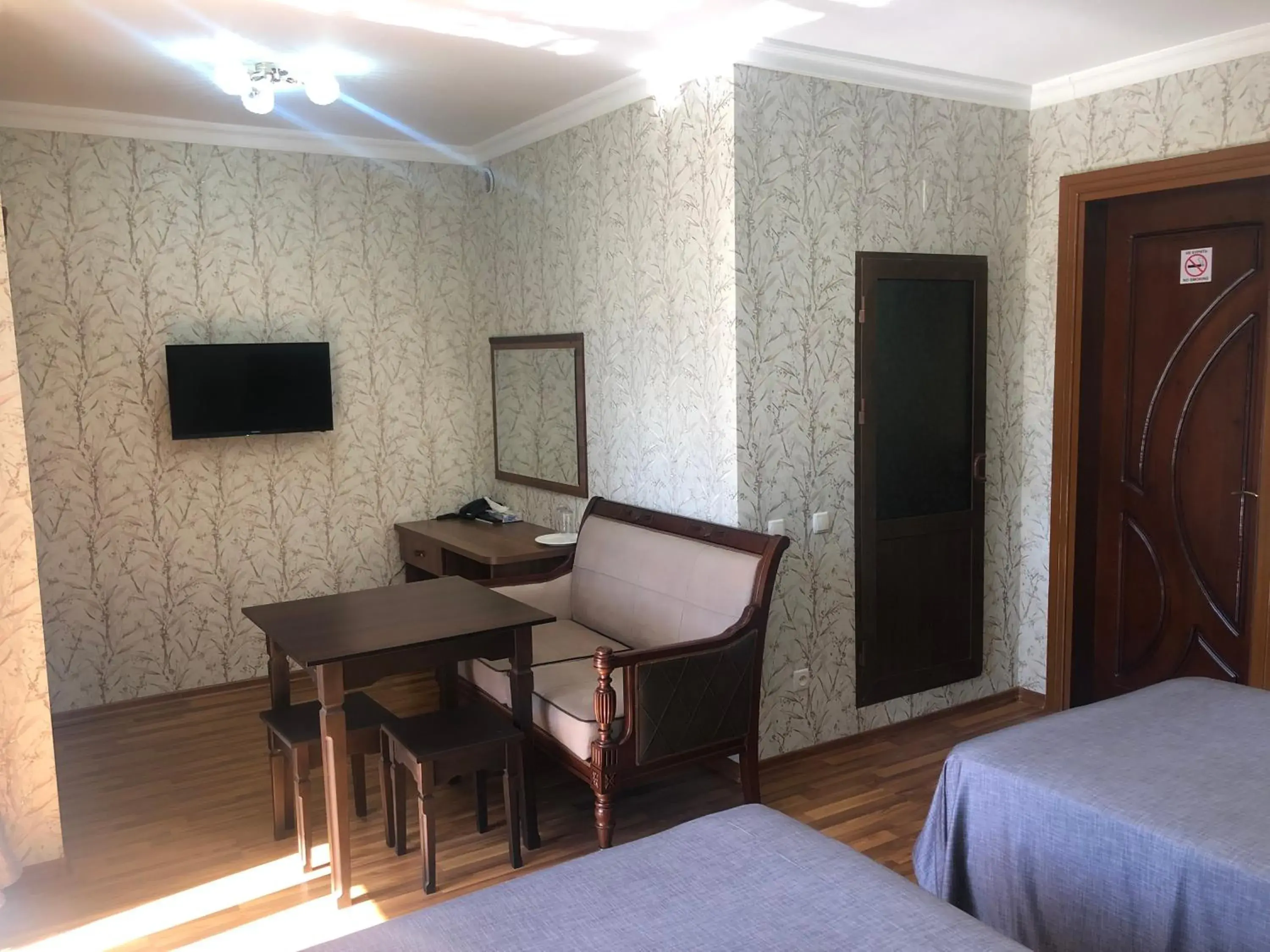 Triple Room in Cinzano Complex Triple Room in Cinzano Complex