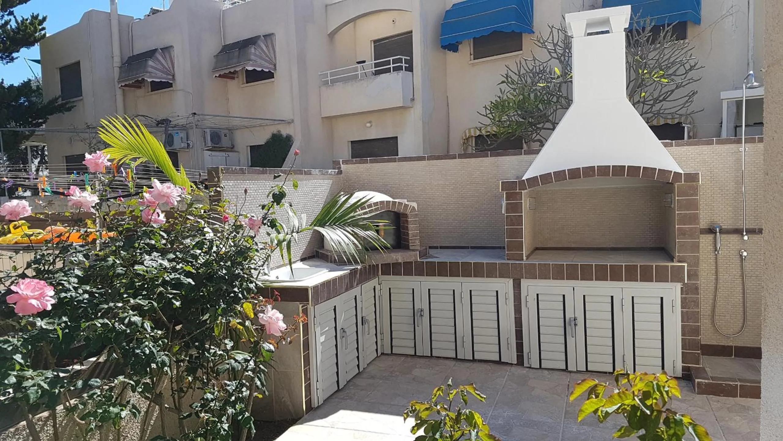 Philippou Beach Villas & Apartments