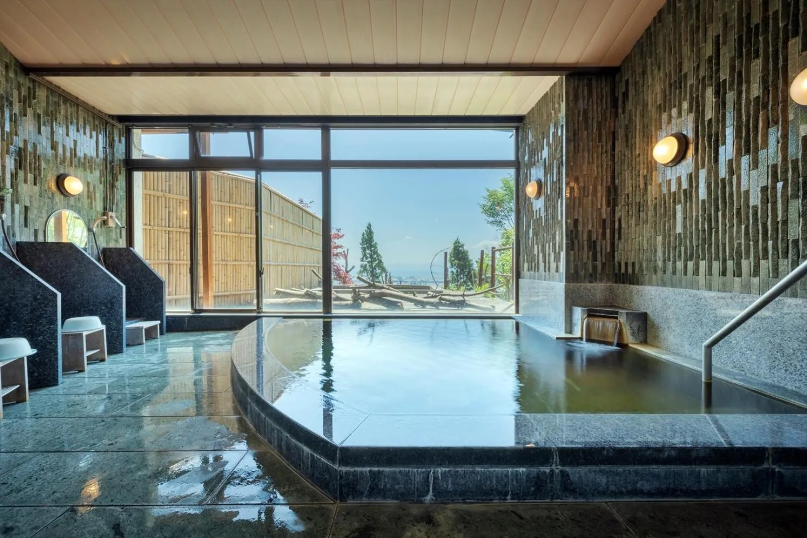 Lake View Inawashiro