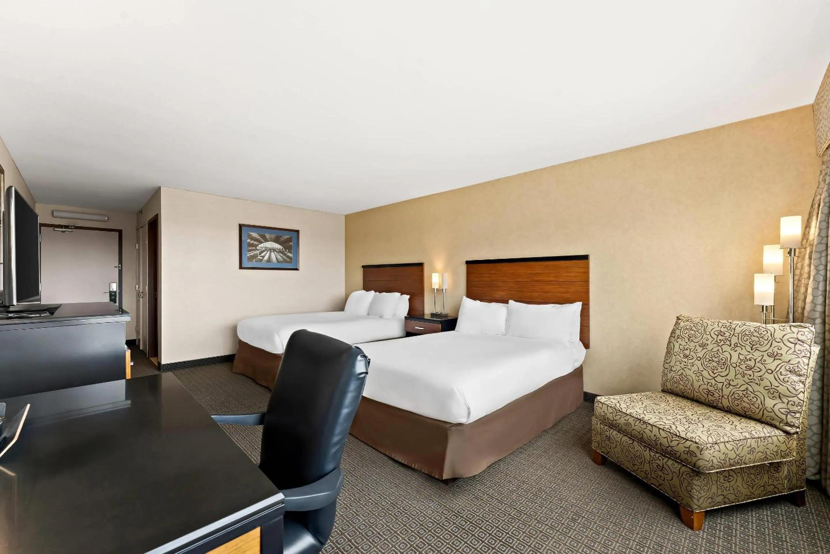 Bedroom, Bed in Quality Hotel Philadelphia Airport