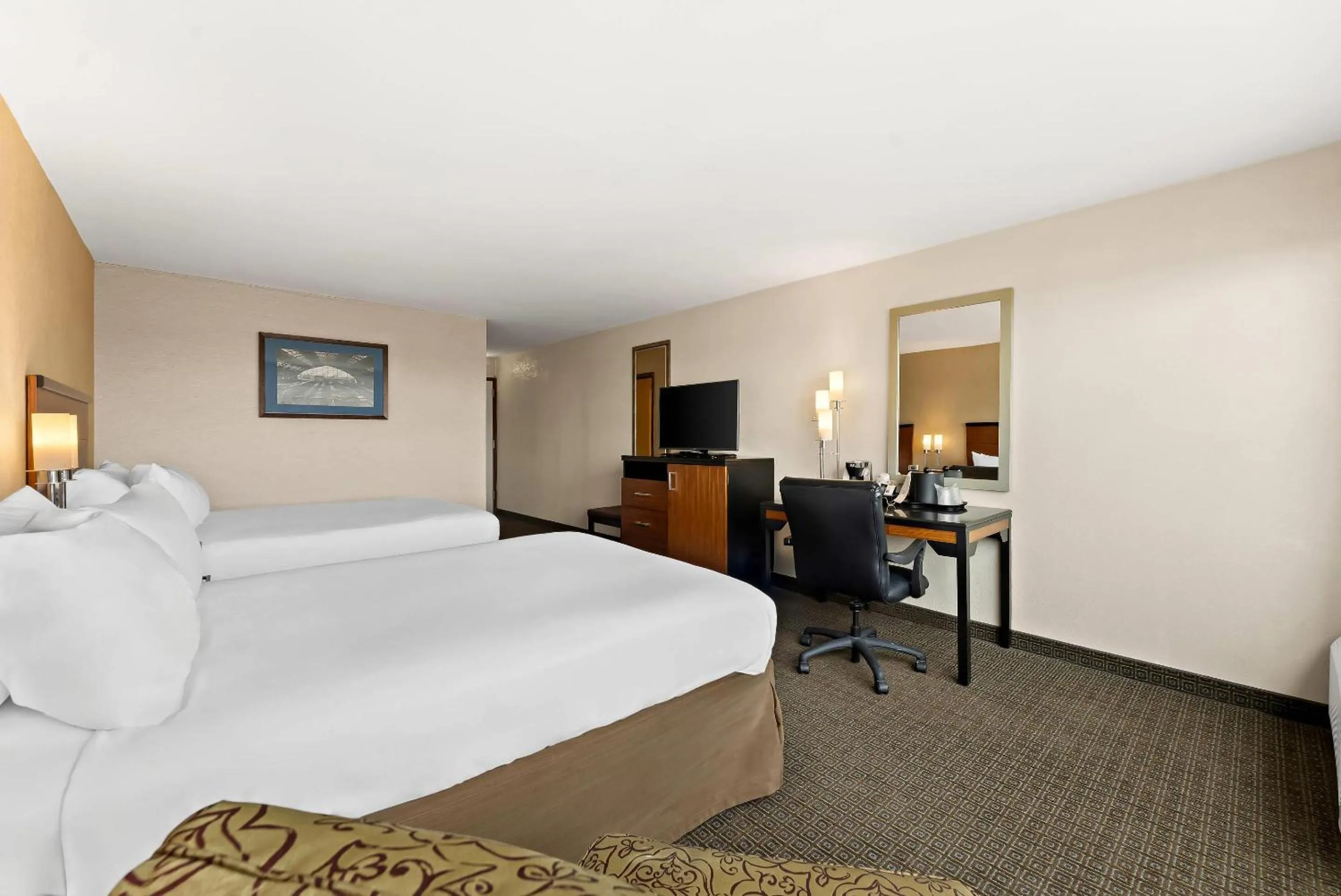 Bedroom, Bed in Quality Hotel Philadelphia Airport