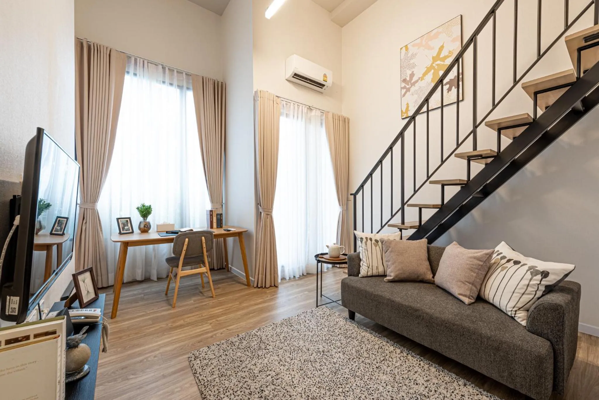 Bed, Seating Area in Q-Box Hotel Bangkok Blossom (SHA Plus)