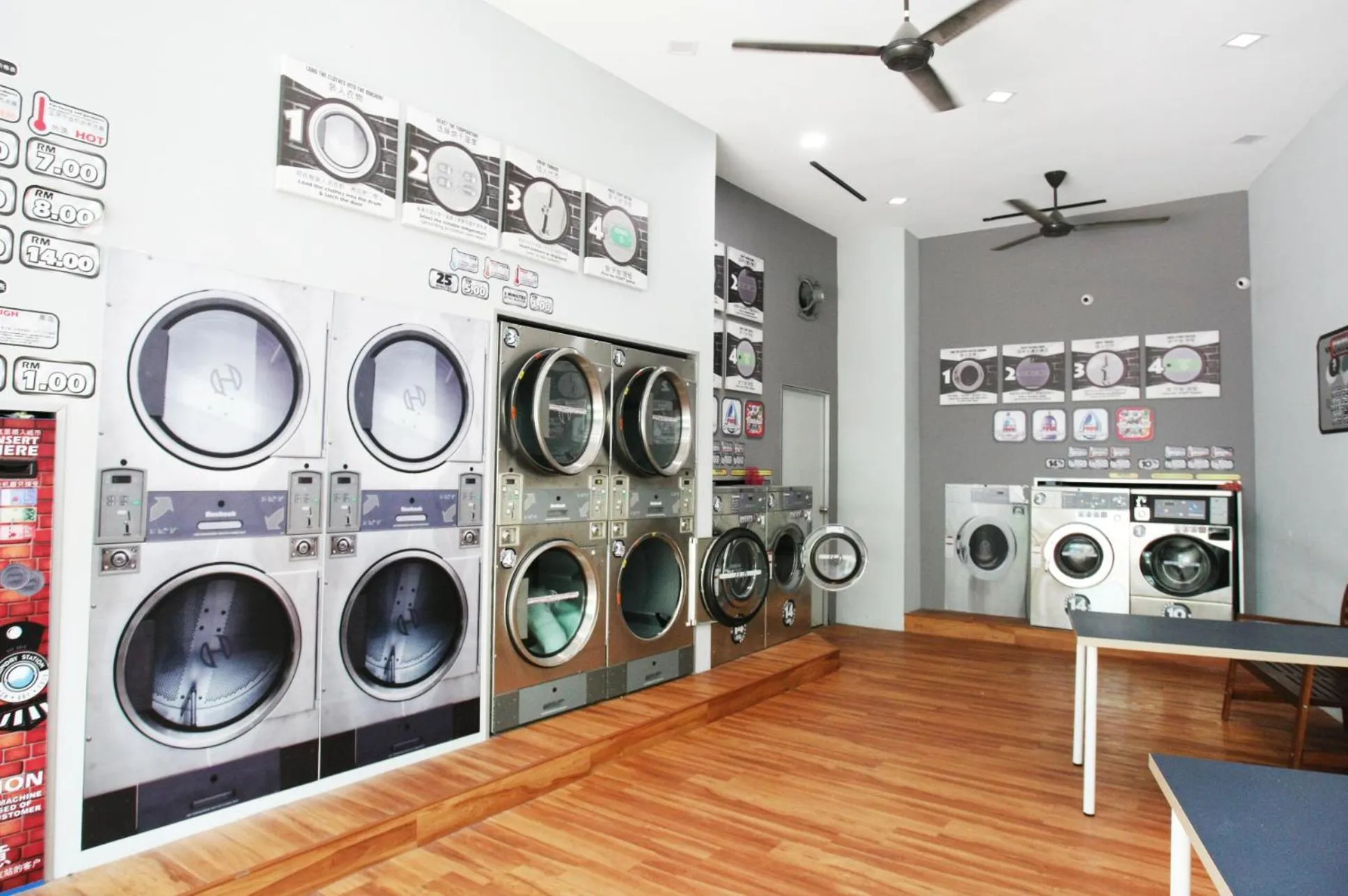 Country garden danga bay ,bay point