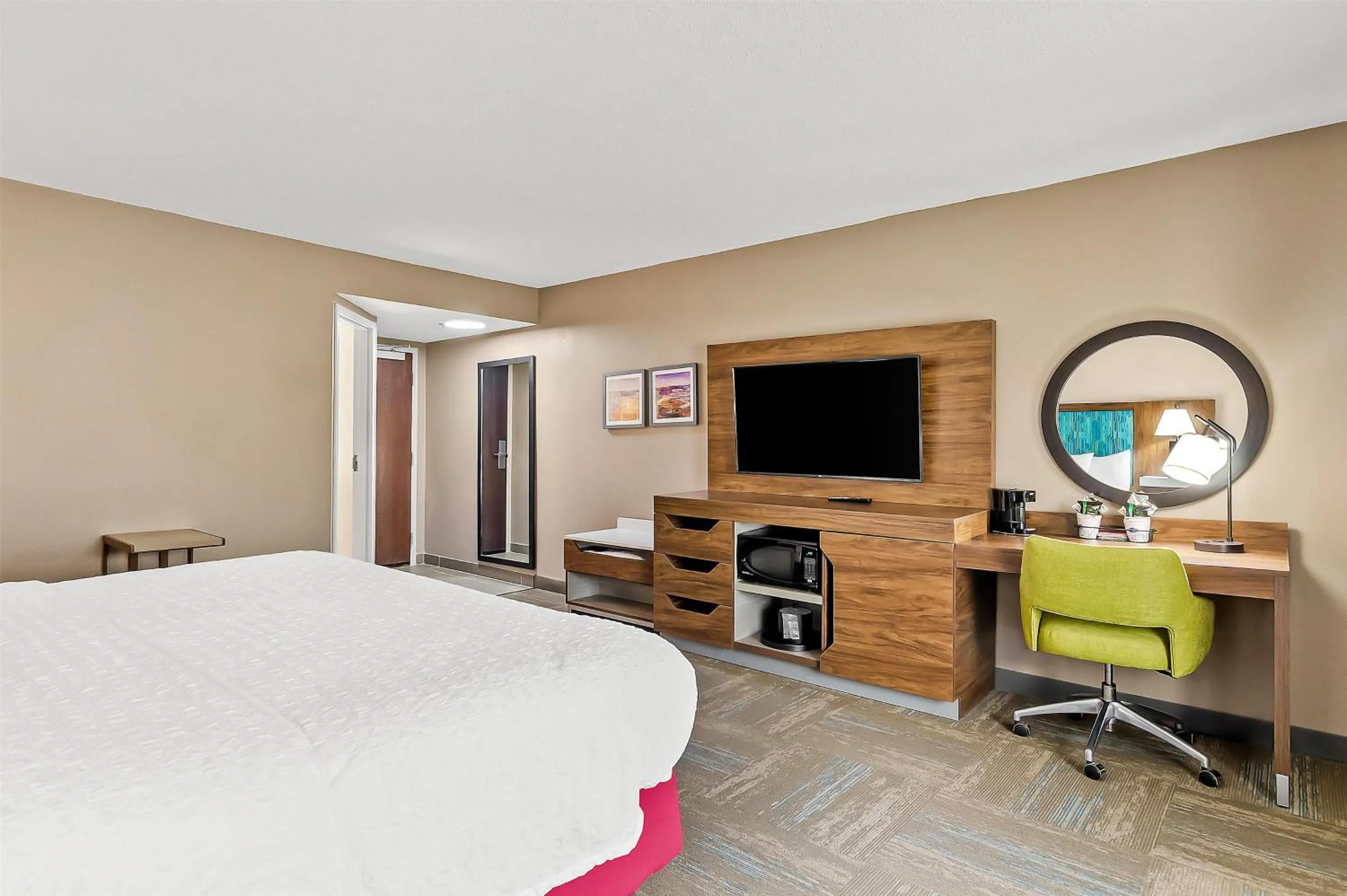 Bed in Hampton Inn Princeton