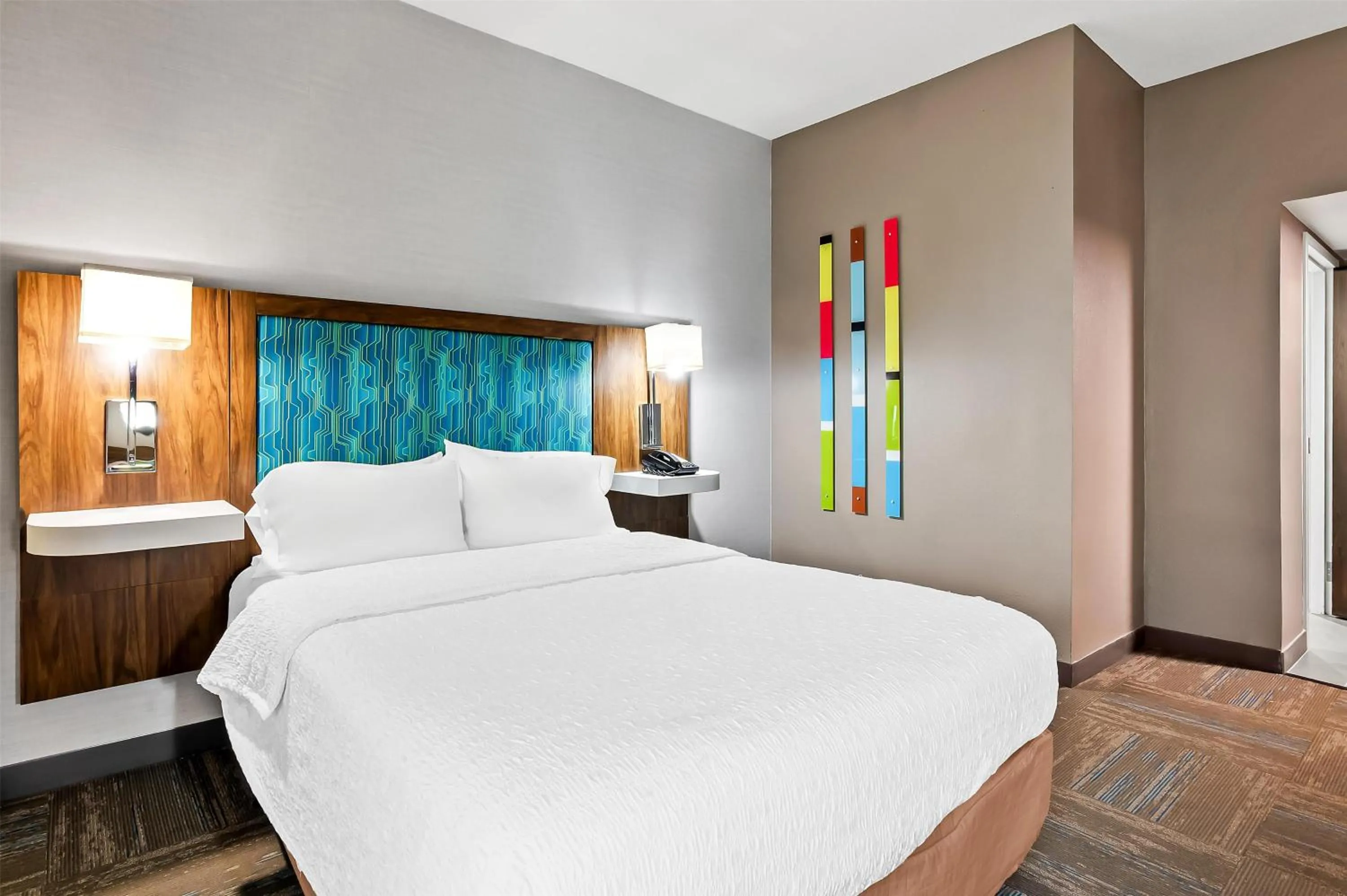 Bed in Hampton Inn Princeton