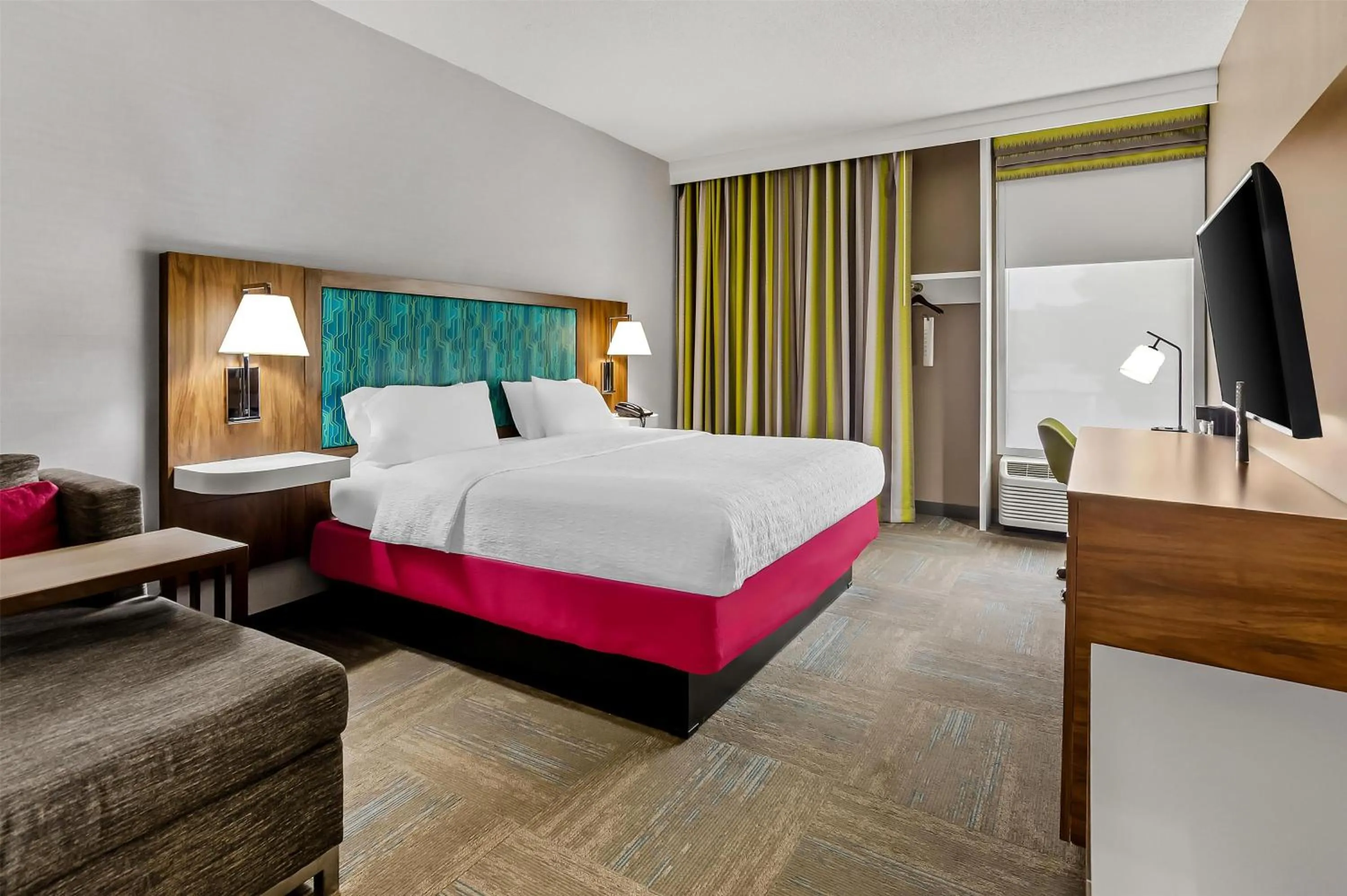 Bed in Hampton Inn Princeton