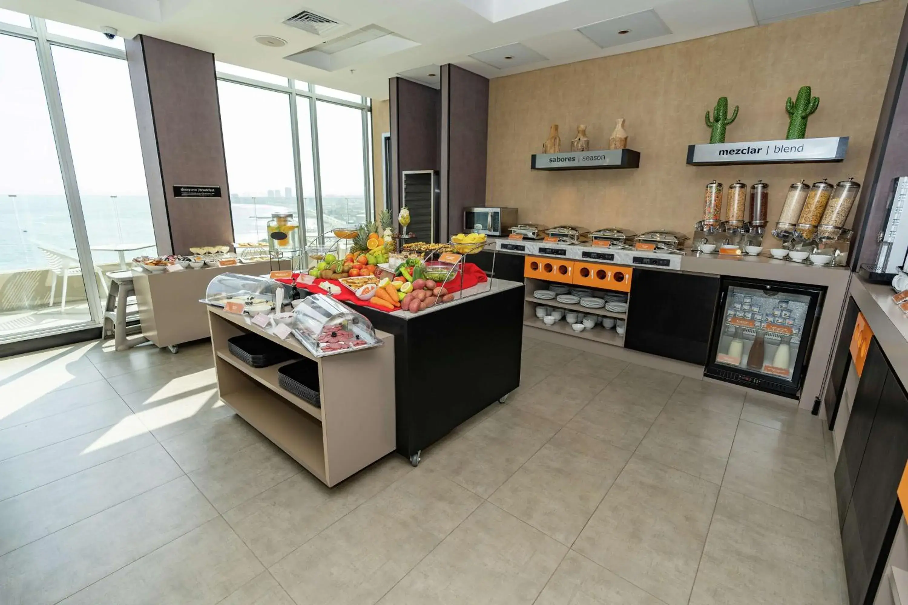 Breakfast in Hampton By Hilton Antofagasta Breakfast in Hampton By Hilton Antofagasta