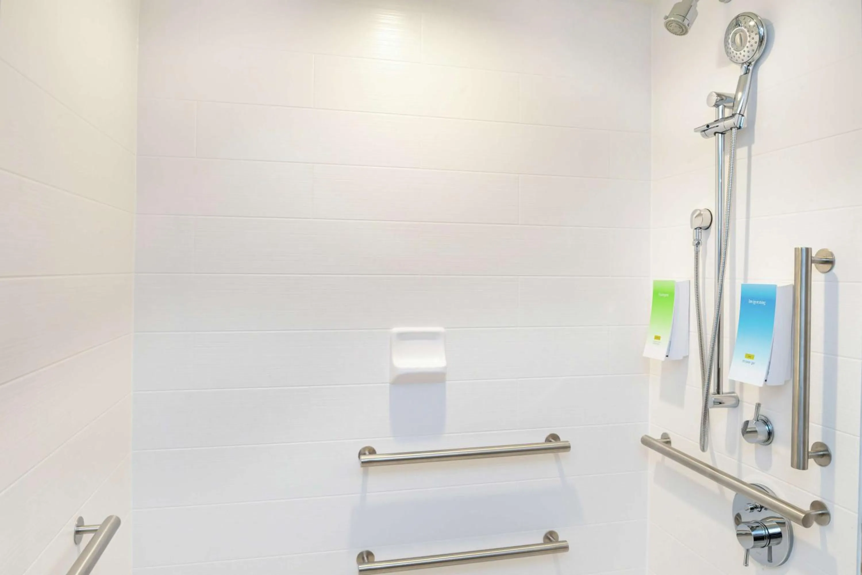 Bathroom in Home2 Suites By Hilton New Albany Columbus