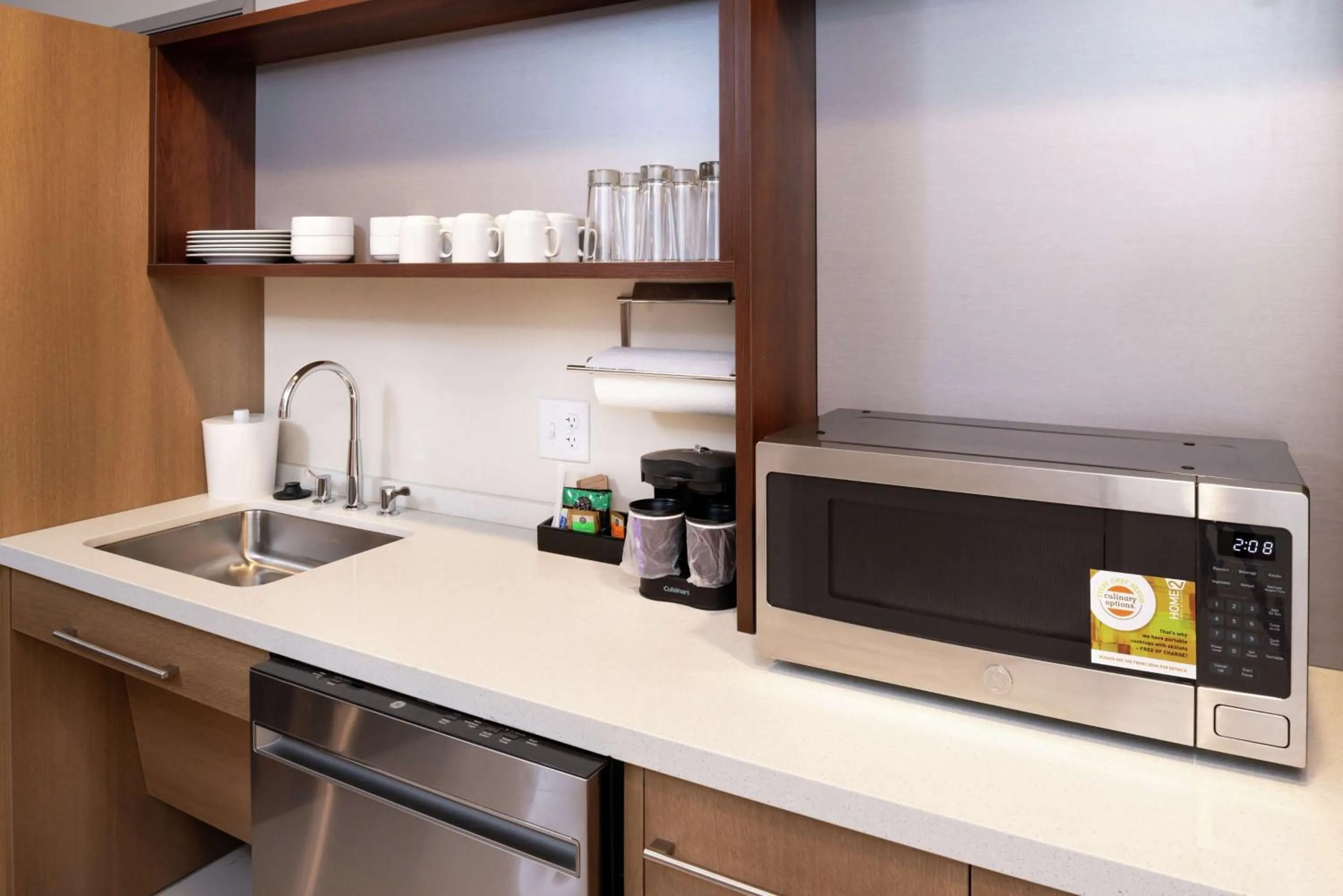 Kitchen or kitchenette in Home2 Suites By Hilton New Albany Columbus