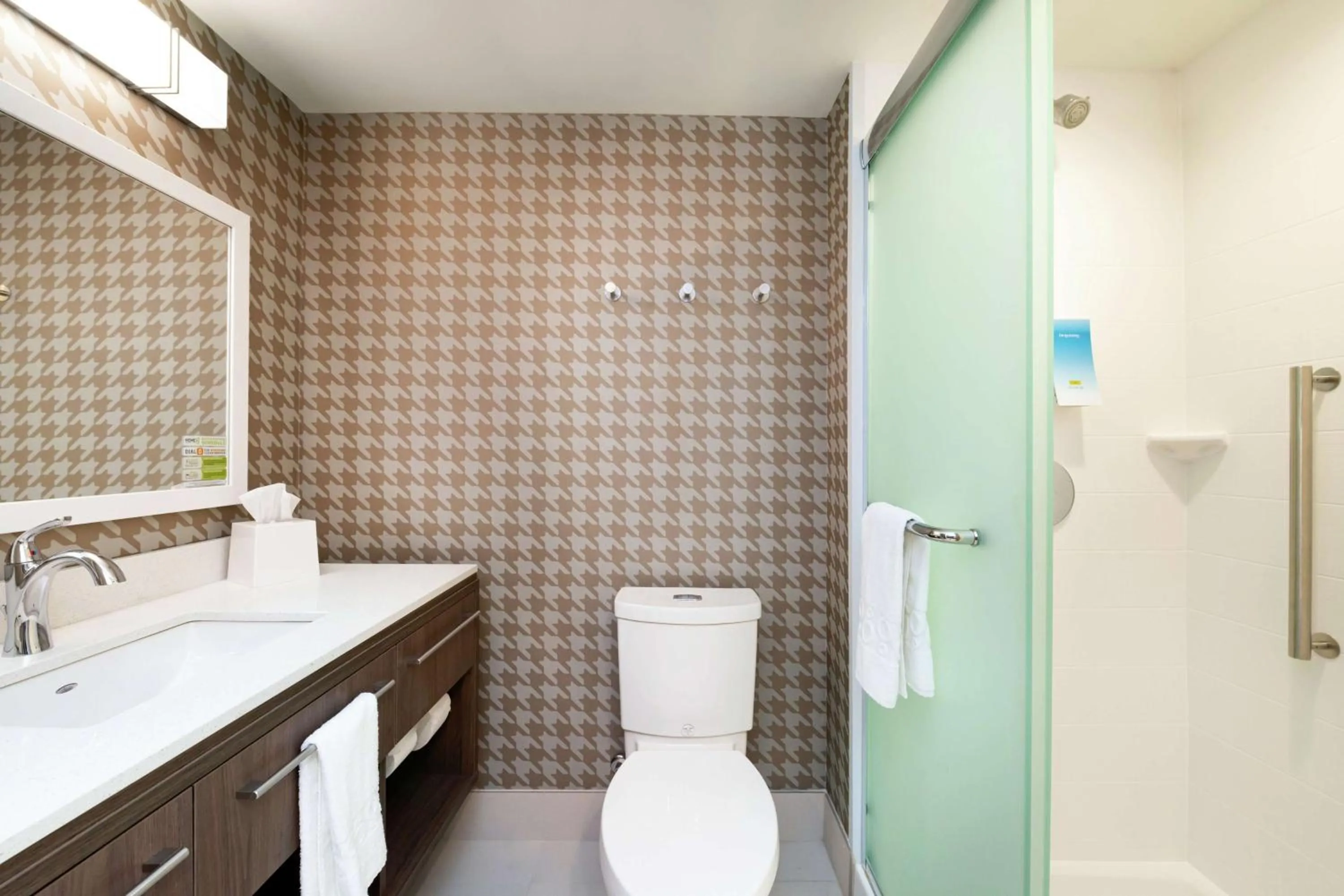 Bathroom in Home2 Suites By Hilton New Albany Columbus