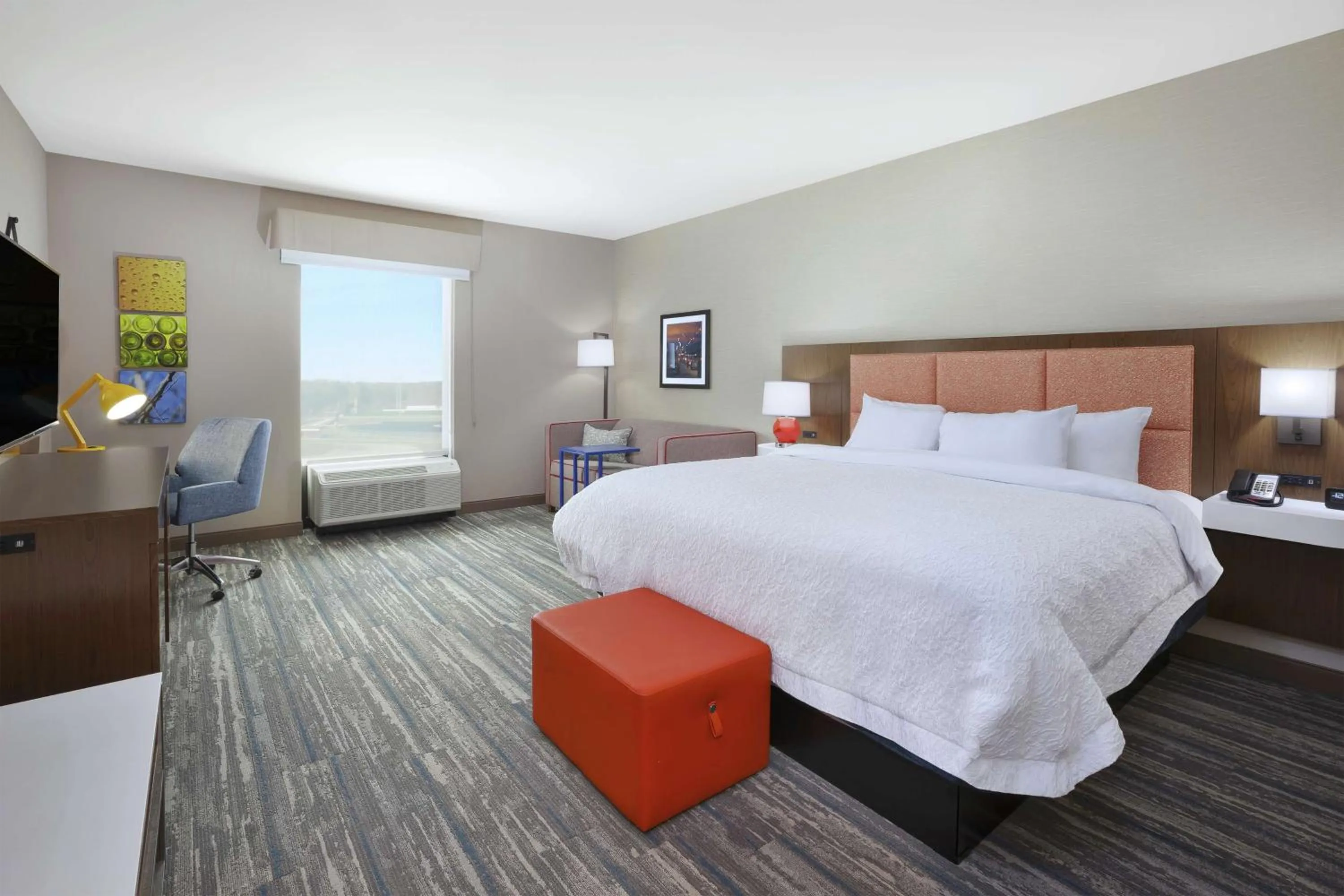 Bedroom, Bed in Hampton Inn & Suites Grandville Grand Rapids South