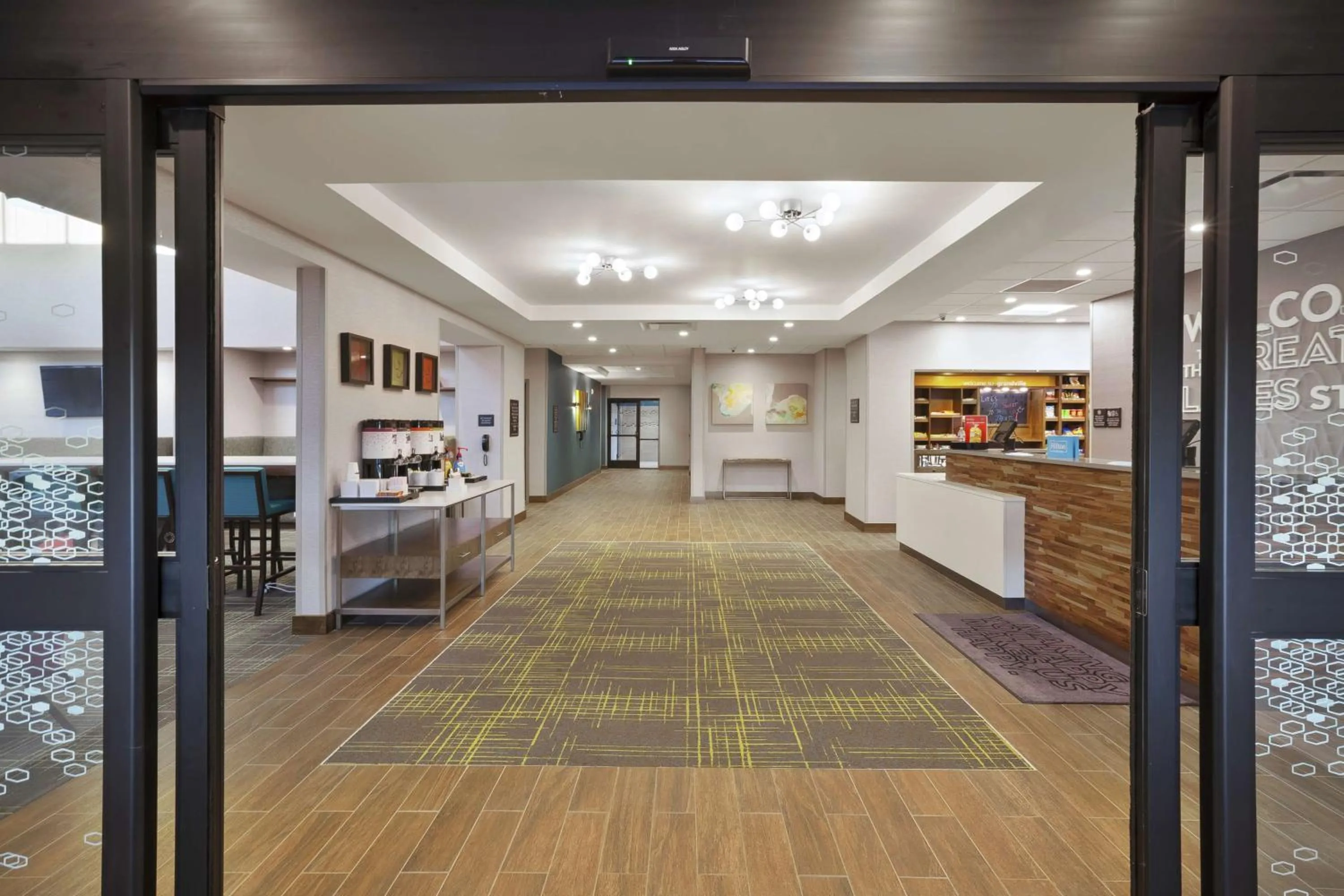 Lobby or reception in Hampton Inn & Suites Grandville Grand Rapids South