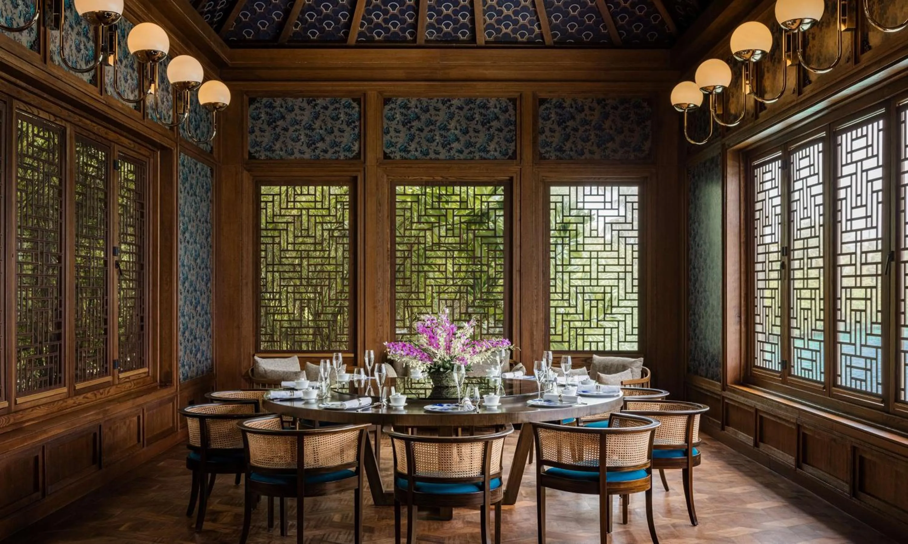 Restaurant/places to eat in Waldorf Astoria Maldives Ithaafushi