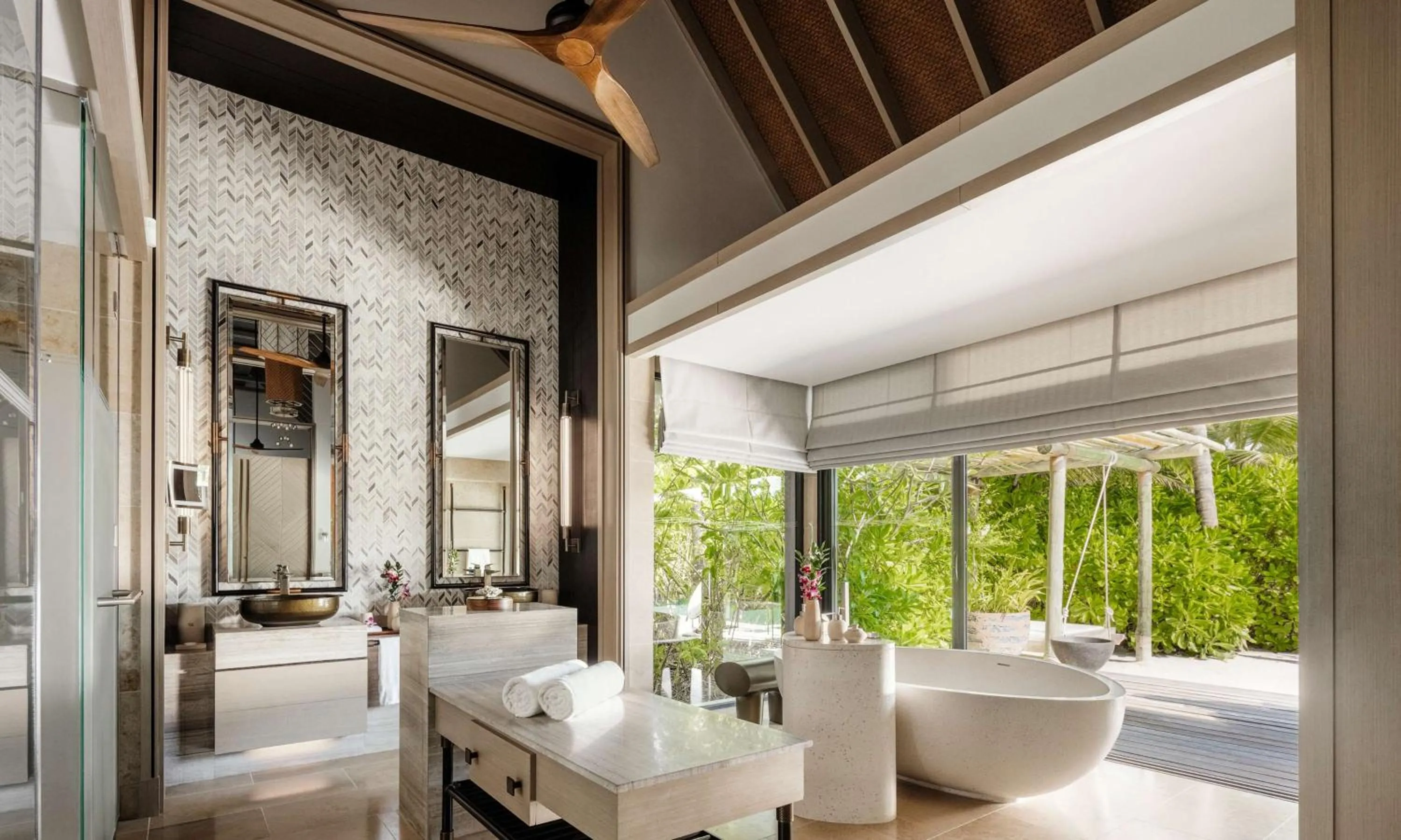 Bathroom in Waldorf Astoria Maldives Ithaafushi