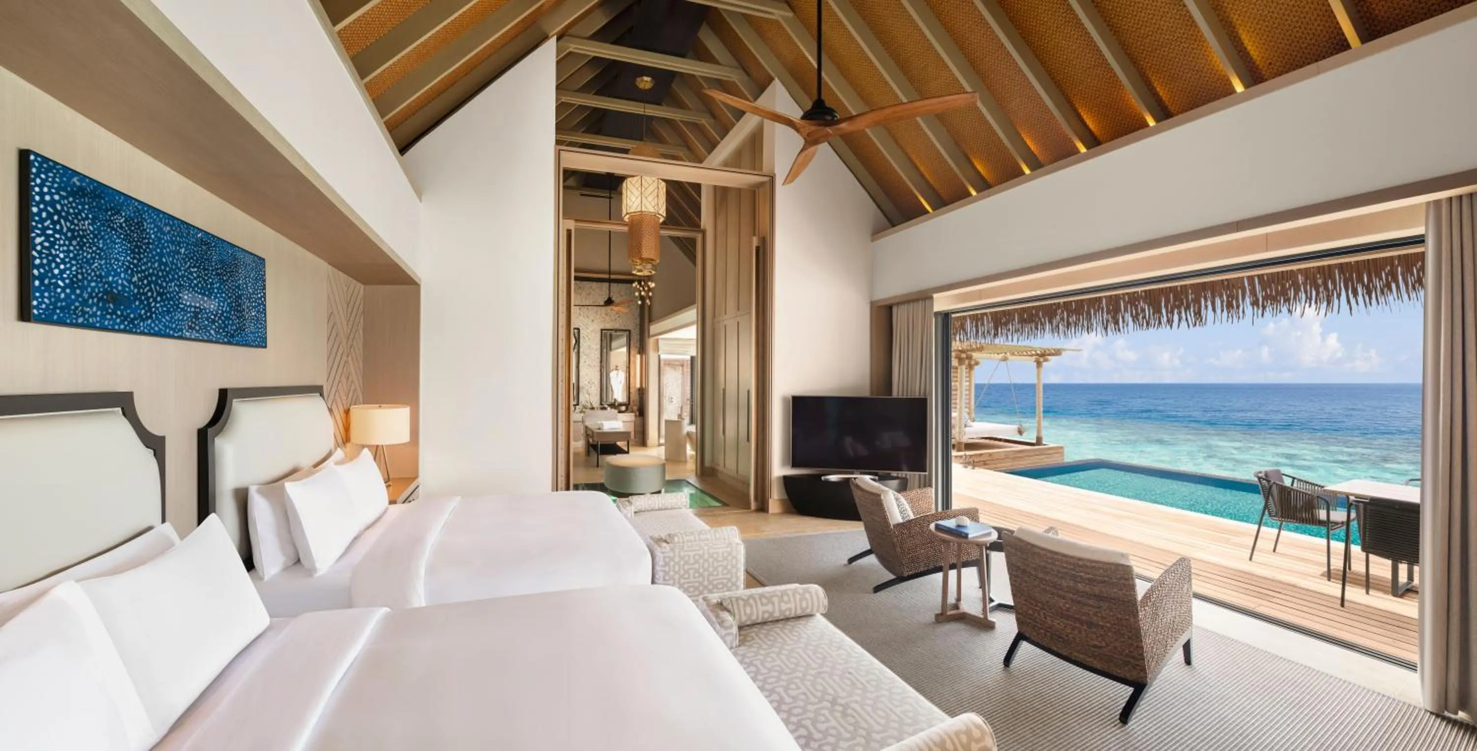 Bed in Waldorf Astoria Maldives Ithaafushi