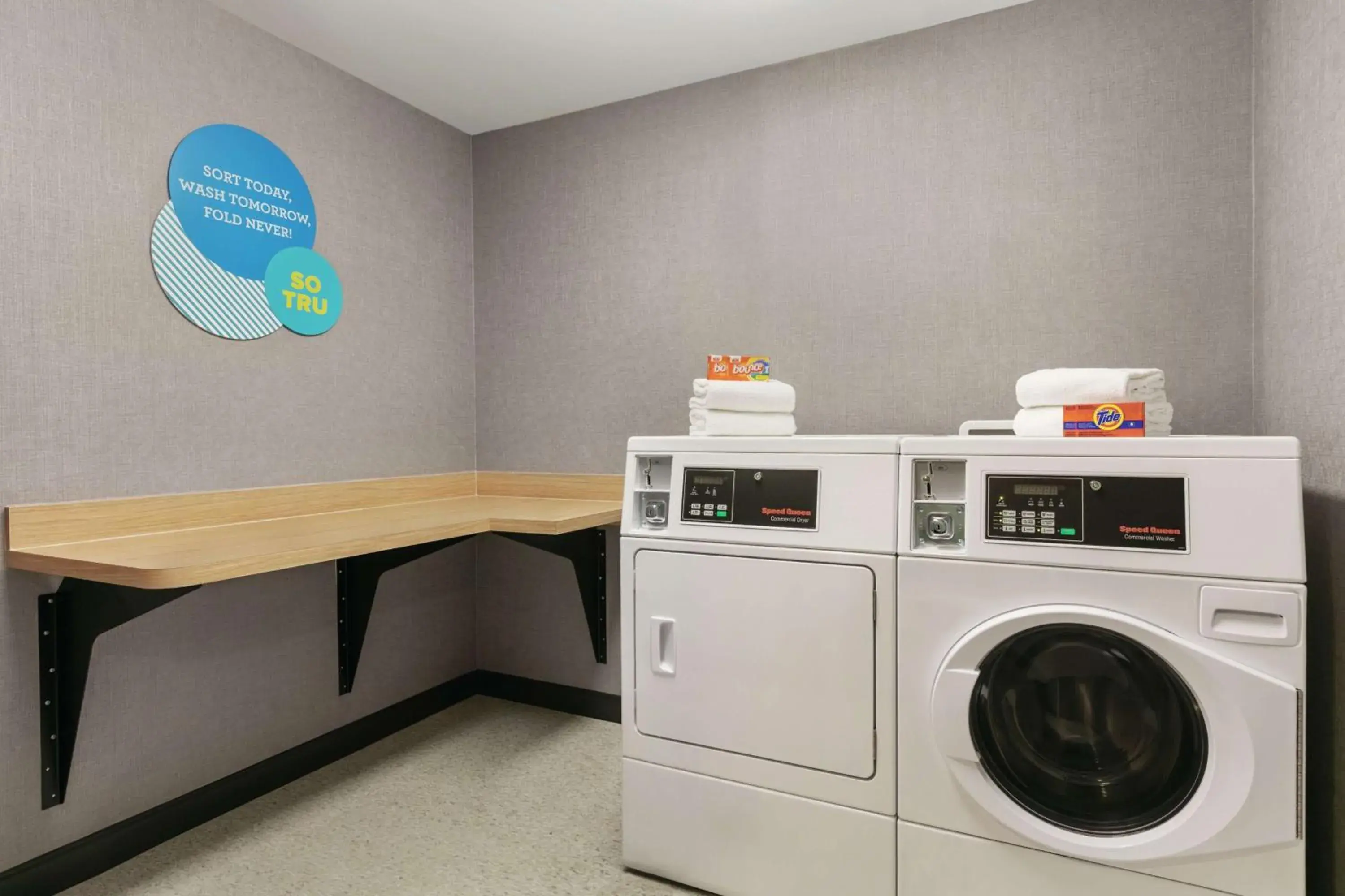 Property building in Tru By Hilton Sebring FL Property building in Tru By Hilton Sebring FL