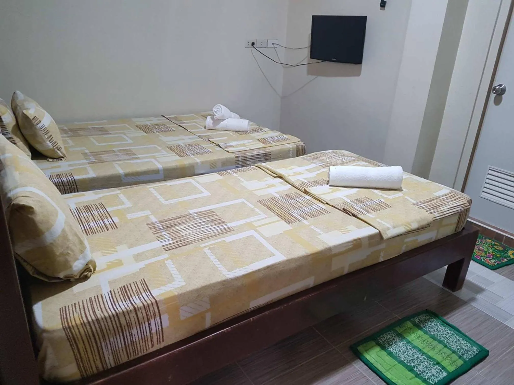 Madid's Inn Beach Resort