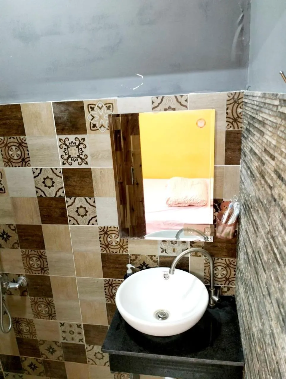 Bathroom in BONNIE HOMESTAY Mui Ne