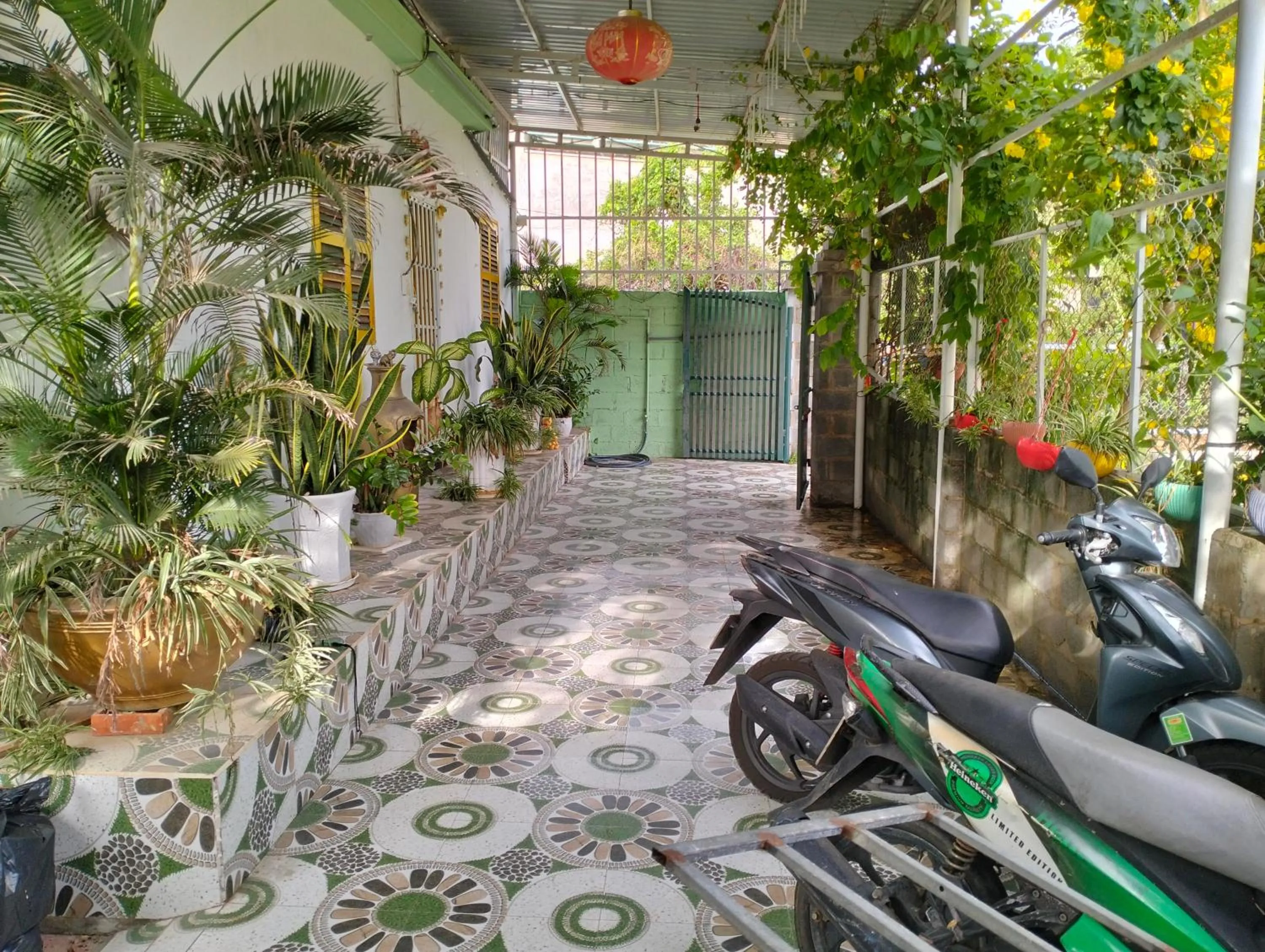 Parking in BONNIE HOMESTAY Mui Ne