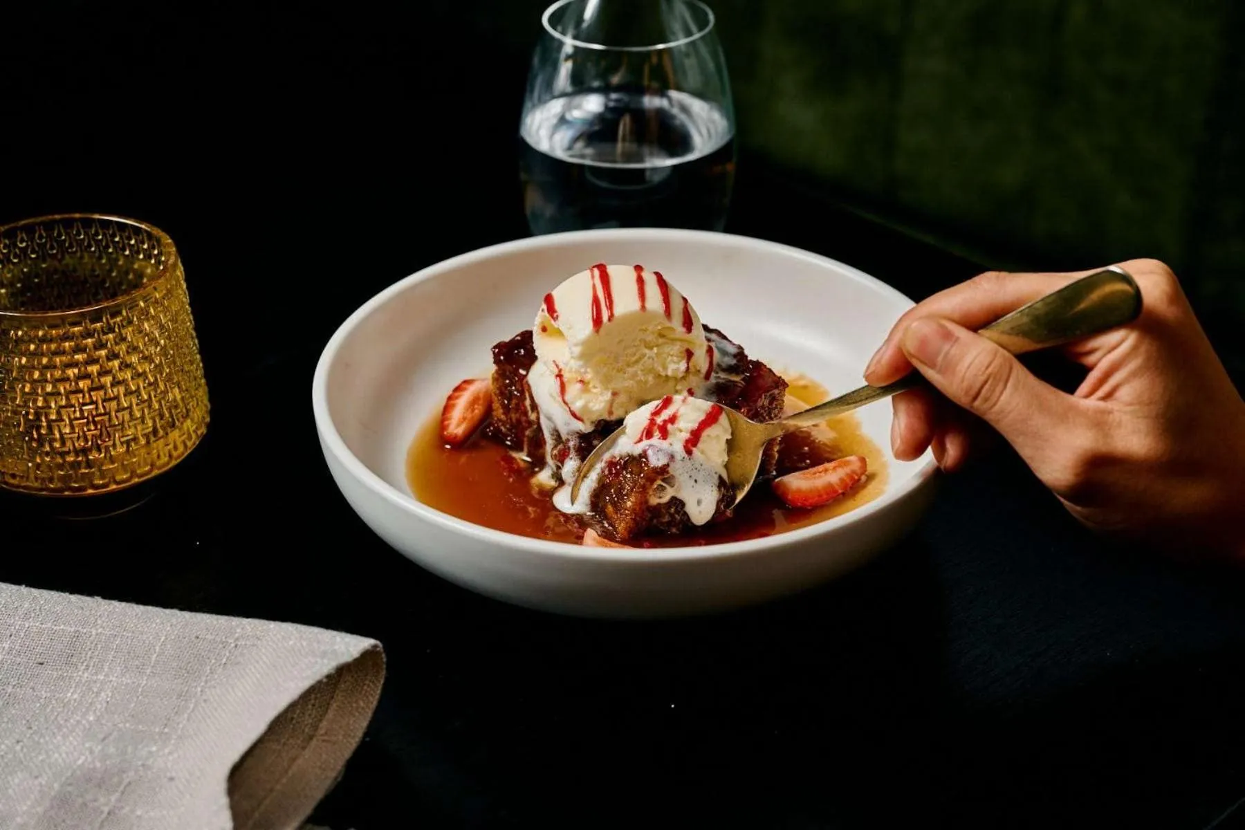 Food and drinks in The Victoria Hotel