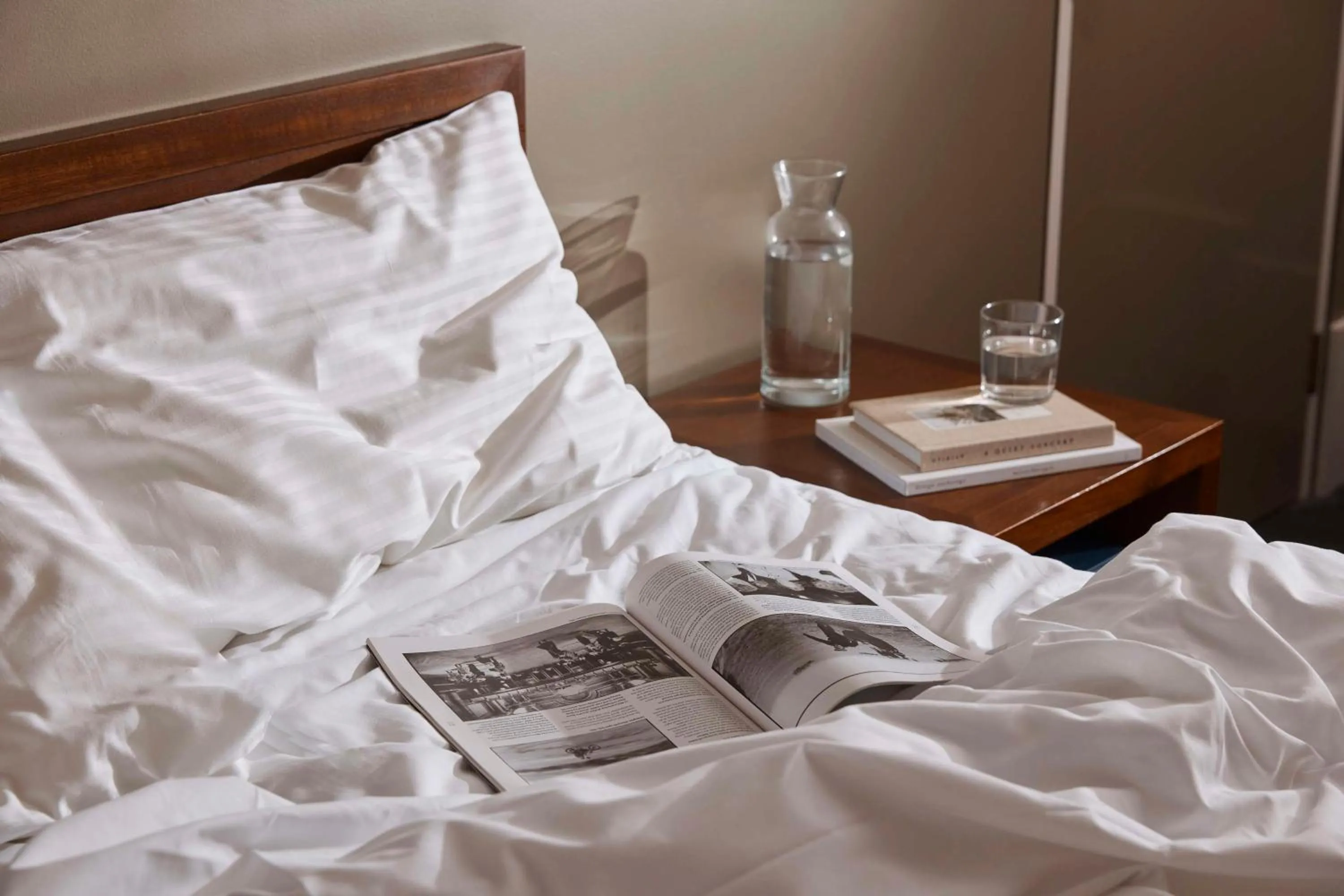 Bedroom, Bed in The Victoria Hotel