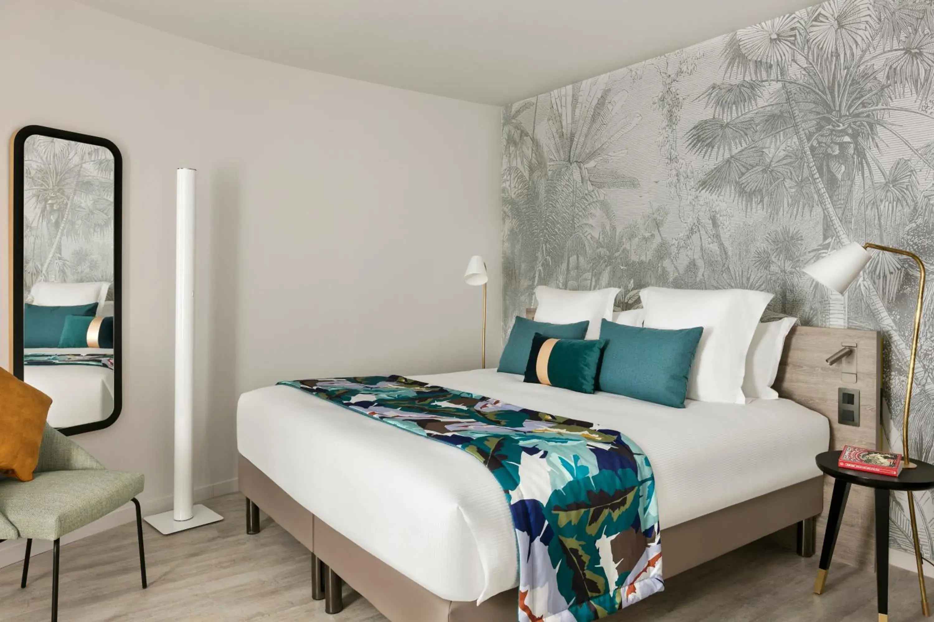 Bedroom, Bed in Citadines Confluent Nantes Bedroom, Bed in Citadines Confluent Nantes