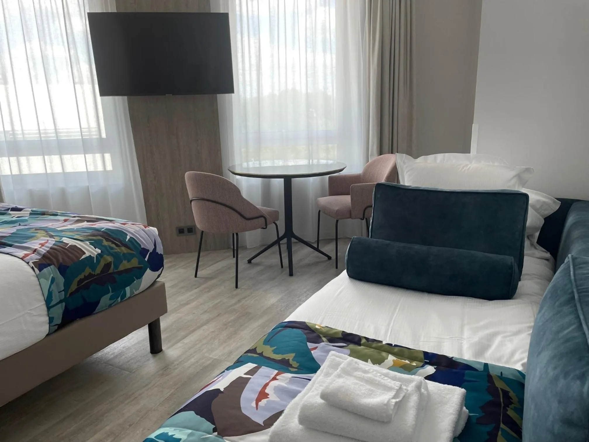 Property building, Bed in Citadines Confluent Nantes