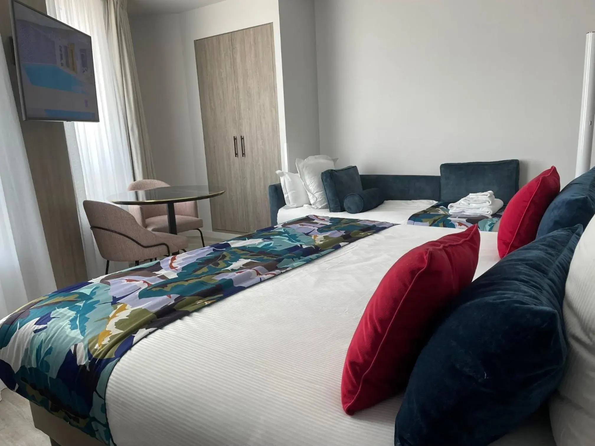 Property building, Bed in Citadines Confluent Nantes Property building, Bed in Citadines Confluent Nantes