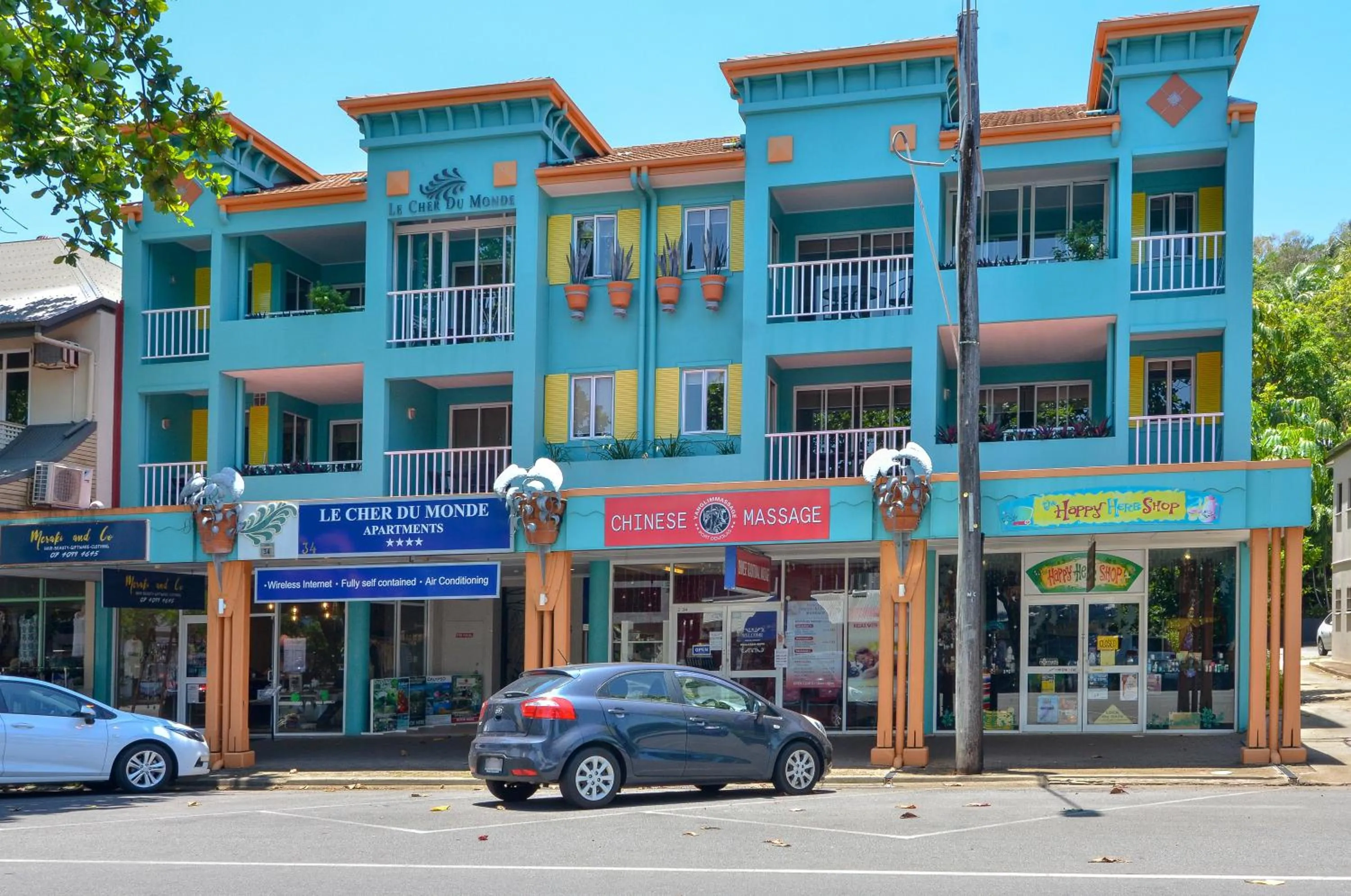 Property building in Le Cher Du Monde Adults Only