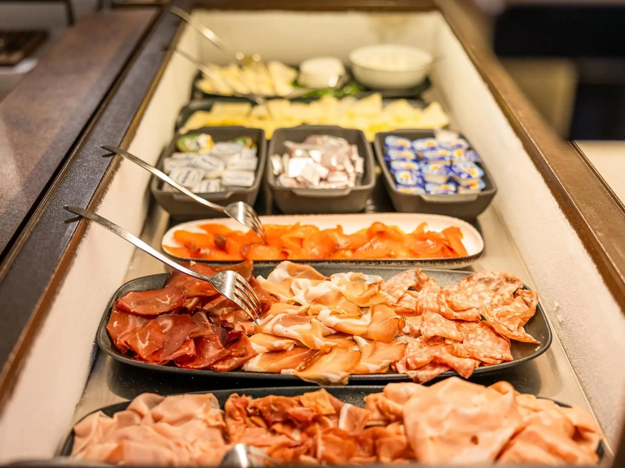 Buffet breakfast in Hotel Villa Cariola Buffet breakfast in Hotel Villa Cariola