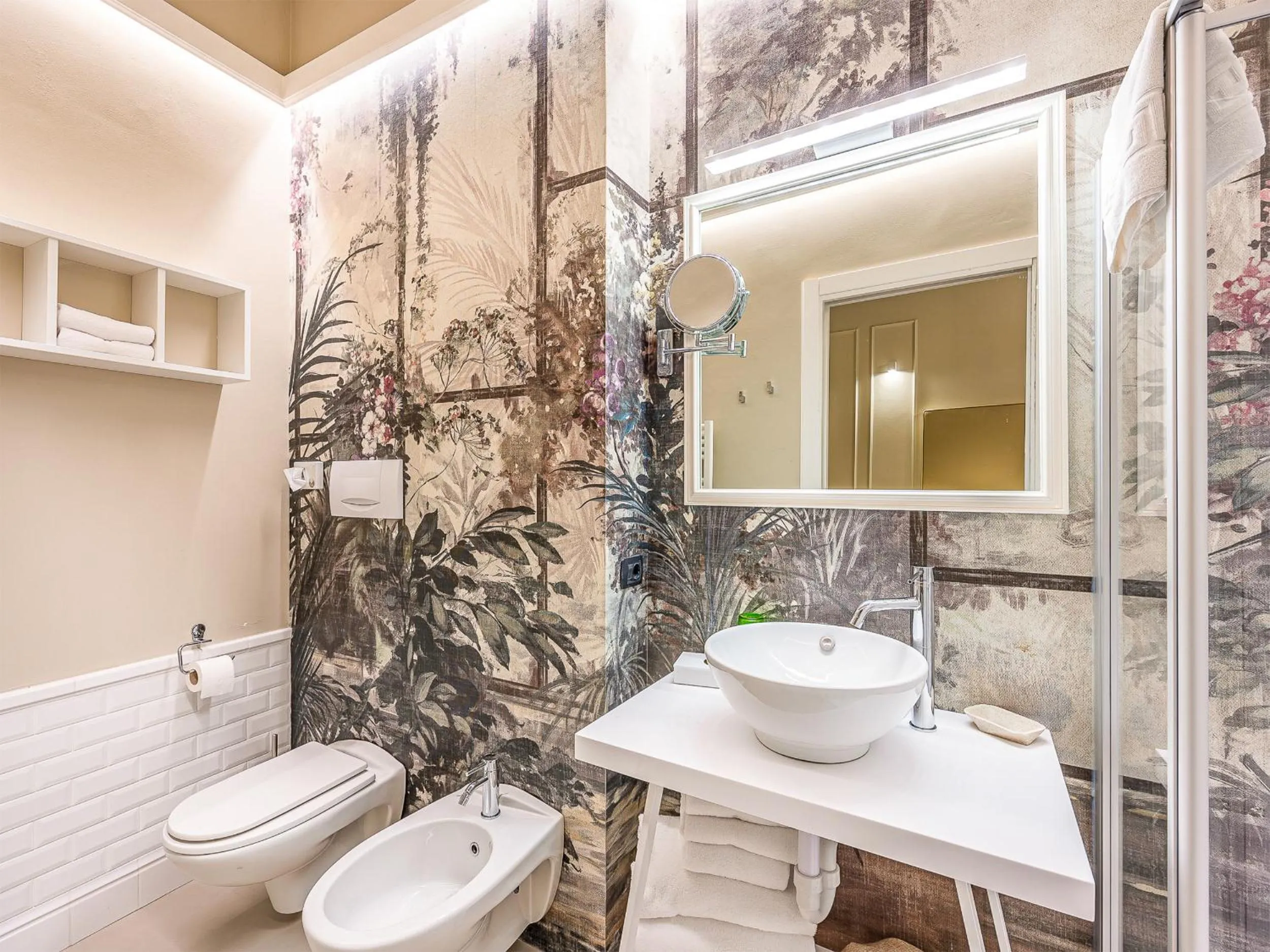 Toilet in Hotel Villa Cariola