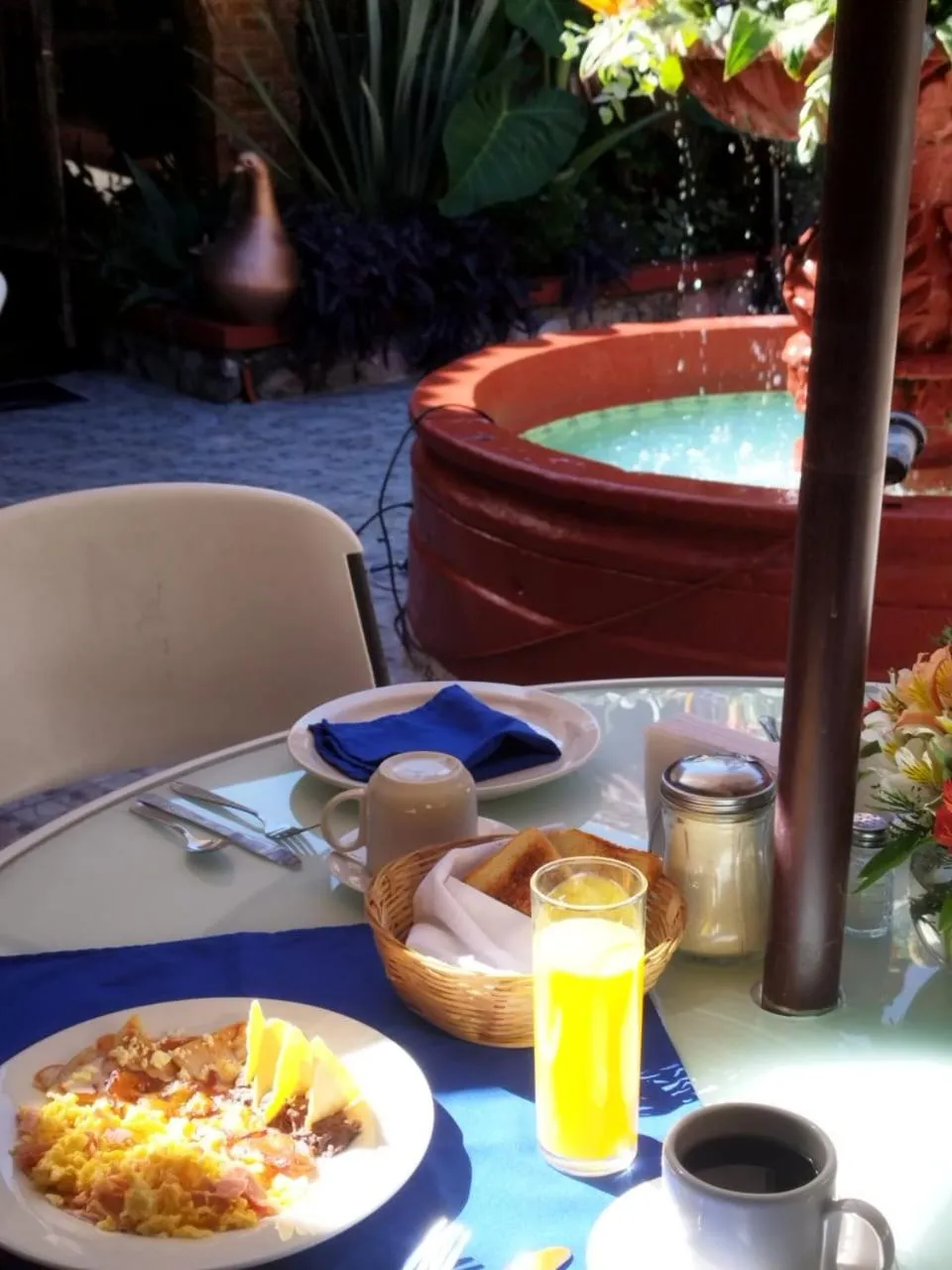 Breakfast in Hotel Palacio de Moctezuma