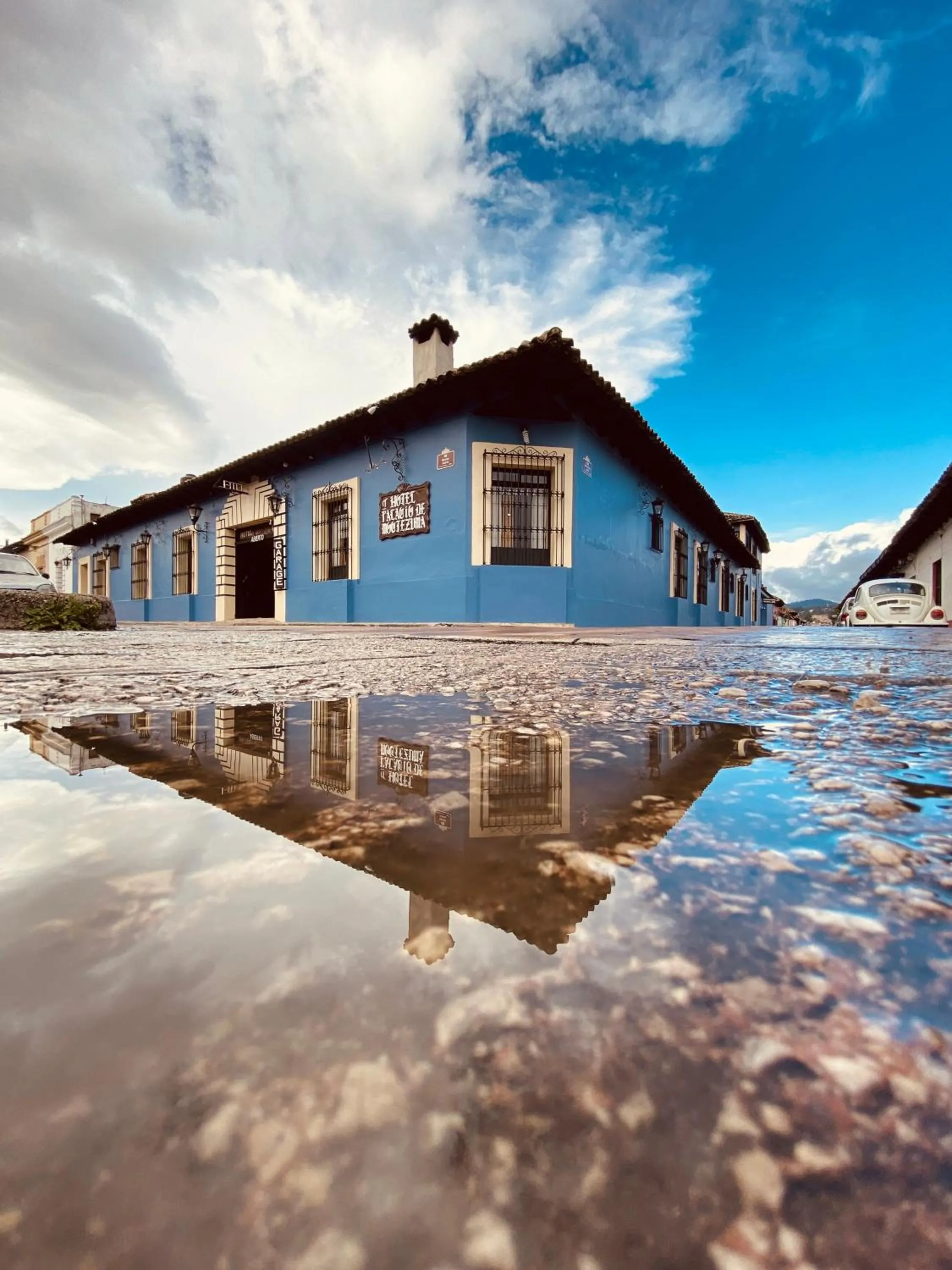 Property building in Hotel Palacio de Moctezuma